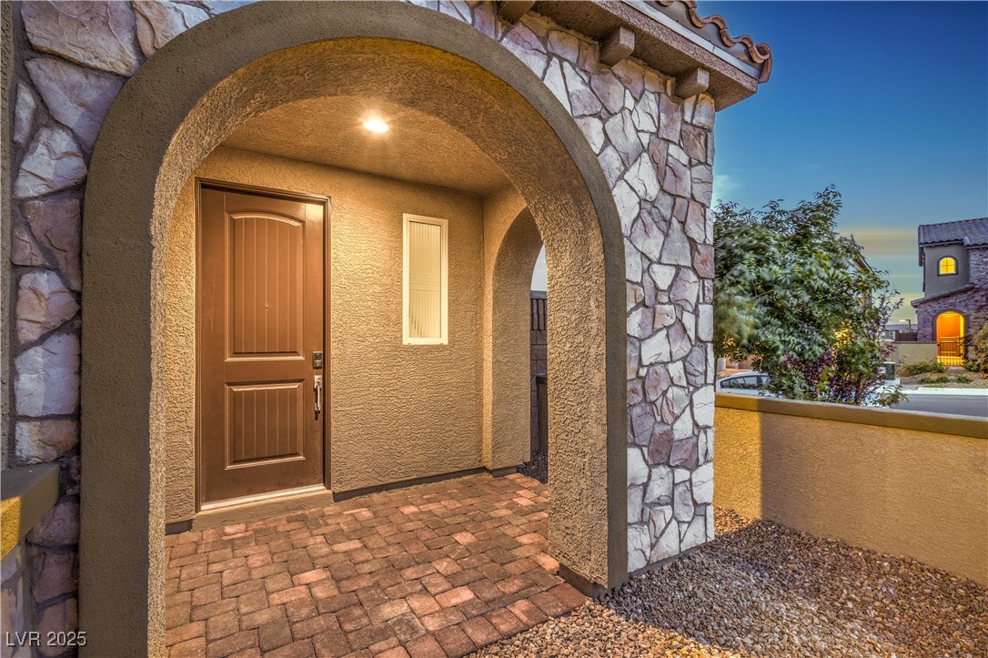 Las Vegas, Nevada, 89166, United States, 3 Bedrooms Bedrooms, ,3 BathroomsBathrooms,Residential,For Sale,1966892