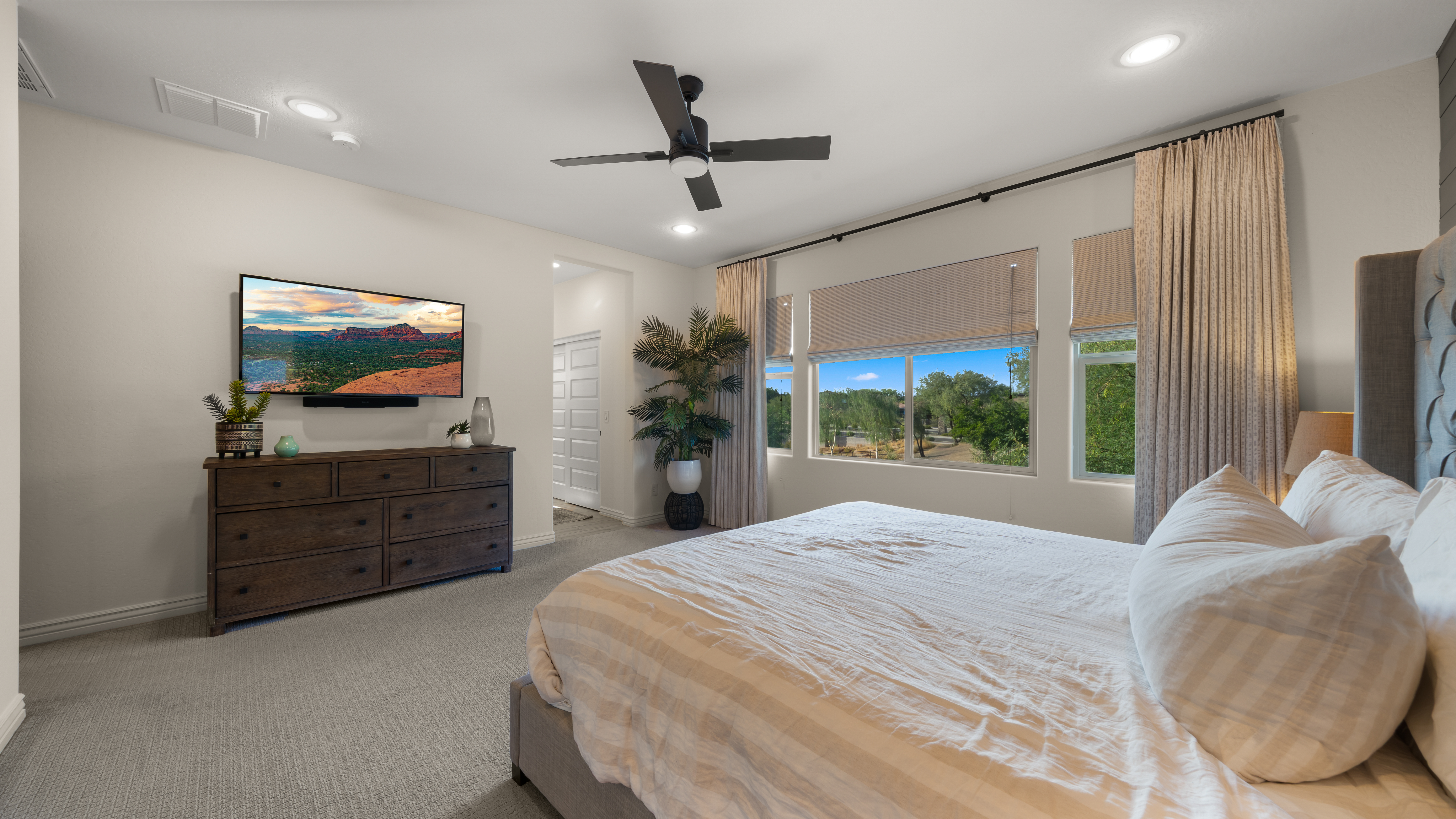  4724 E Parkside Lane  Phoenix, AZ - 物件實景