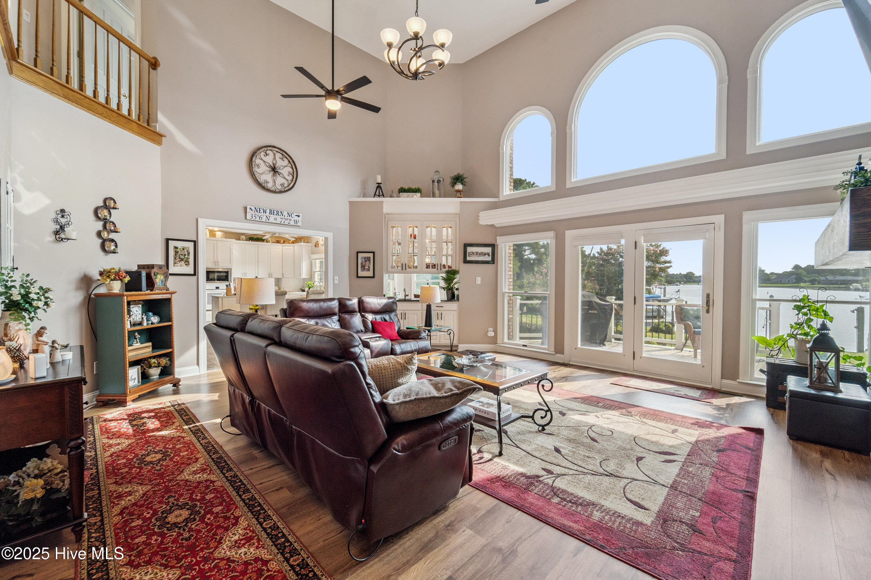 New Bern, North Carolina, 28560, United States, 4 Bedrooms Bedrooms, ,3 BathroomsBathrooms,Residential,For Sale,1907556