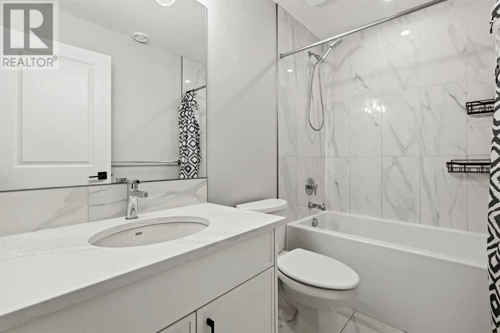 CALGARY, Alberta, T3M 2Z6, CA, 3 Bedrooms Bedrooms, ,2 BathroomsBathrooms,Residential,For Sale,1867473