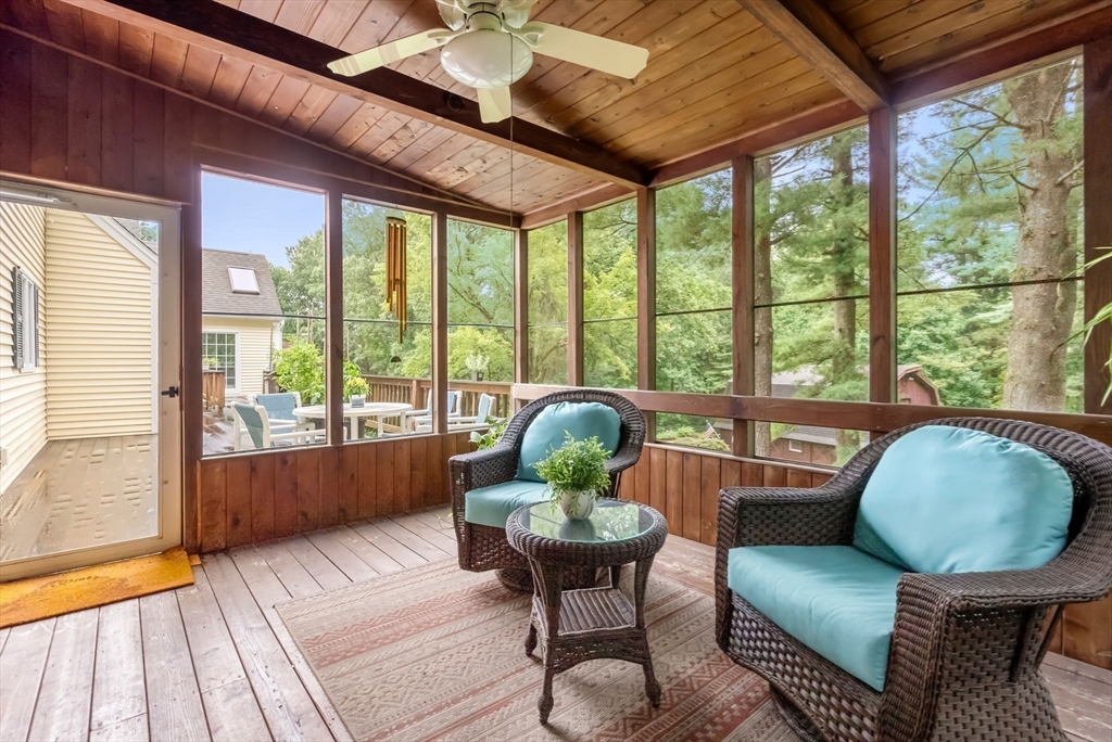 Shrewsbury, Massachusetts, 01545, United States, 4 Bedrooms Bedrooms, ,4 BathroomsBathrooms,Residential,For Sale,1768769