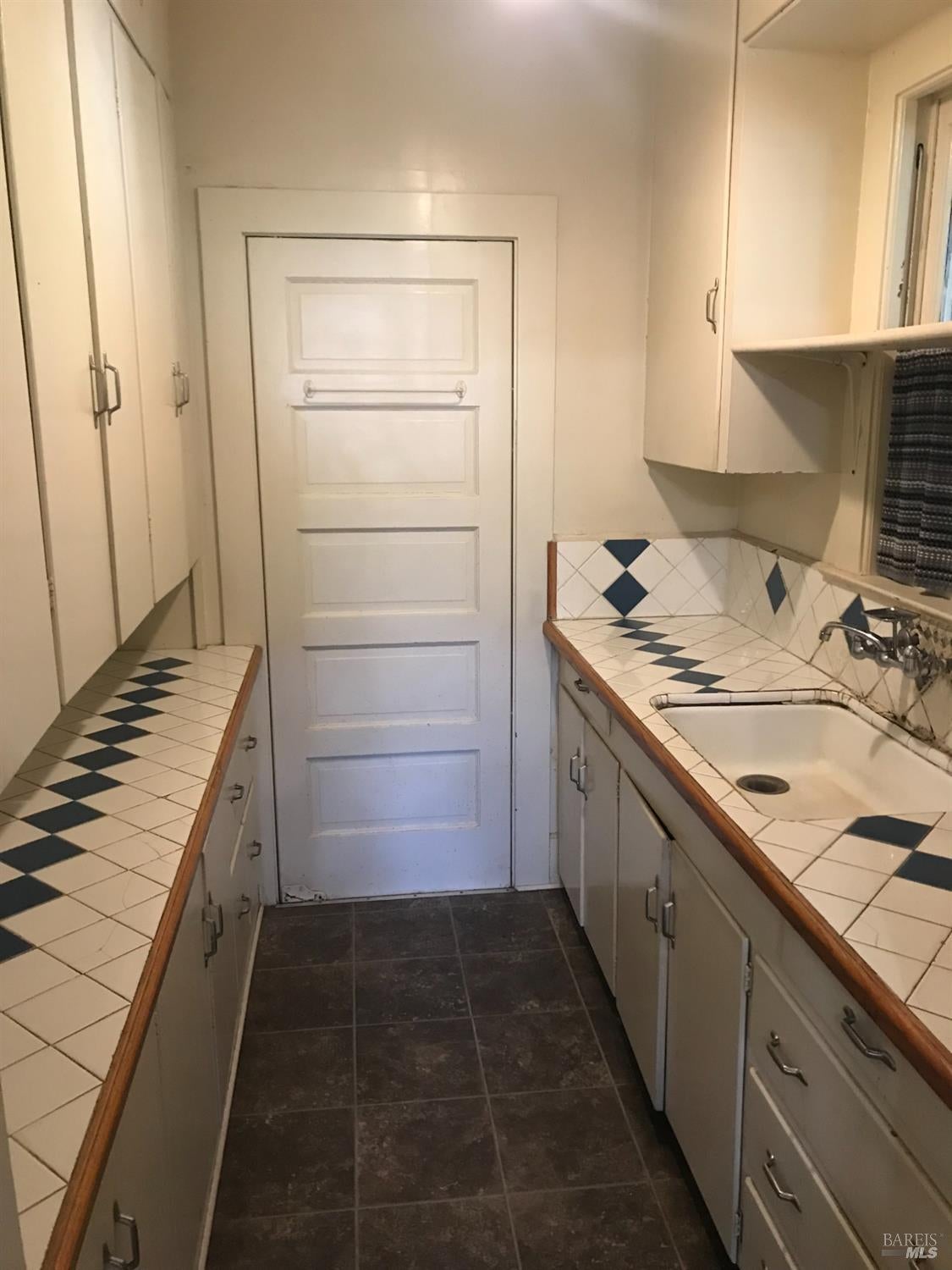 Ukiah, California, 95482, United States, 8 Bedrooms Bedrooms, ,4 BathroomsBathrooms,Residential,For Sale,1995478