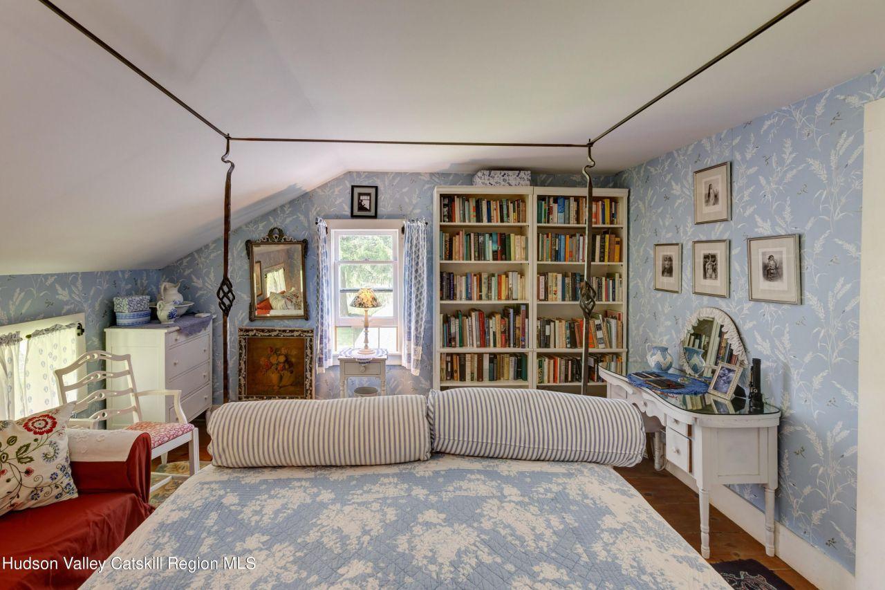 Bovina, New York, 13740, United States, 4 Bedrooms Bedrooms, ,2 BathroomsBathrooms,Residential,For Sale,1826483