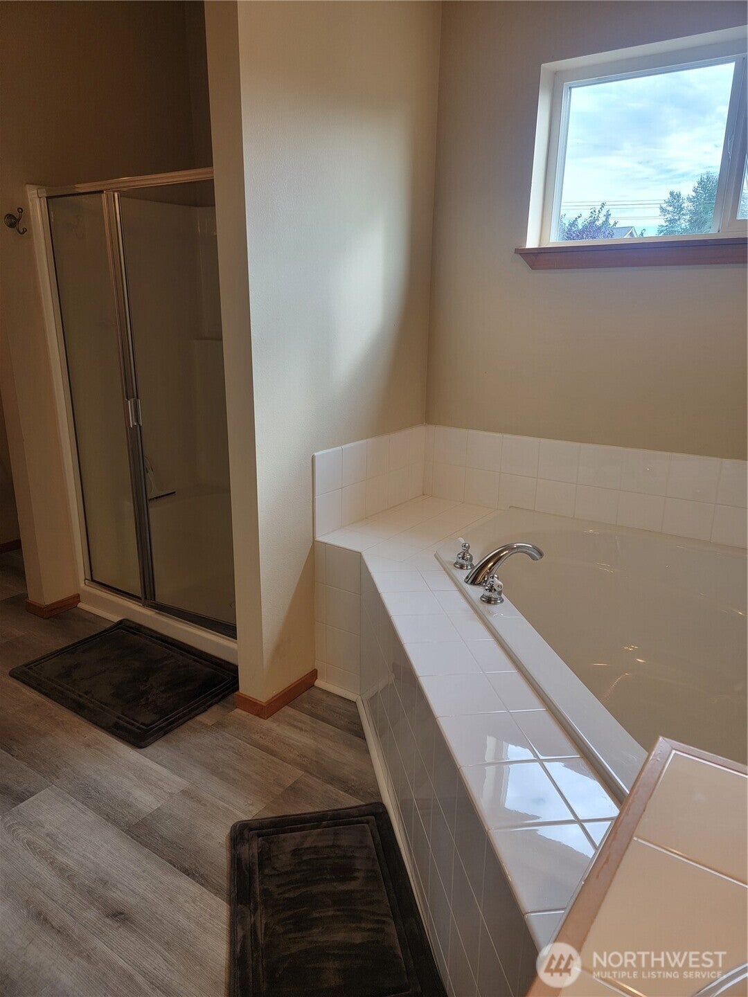 Marysville, Washington, 98270, United States, 4 Bedrooms Bedrooms, ,3 BathroomsBathrooms,Residential,For Sale,1978243