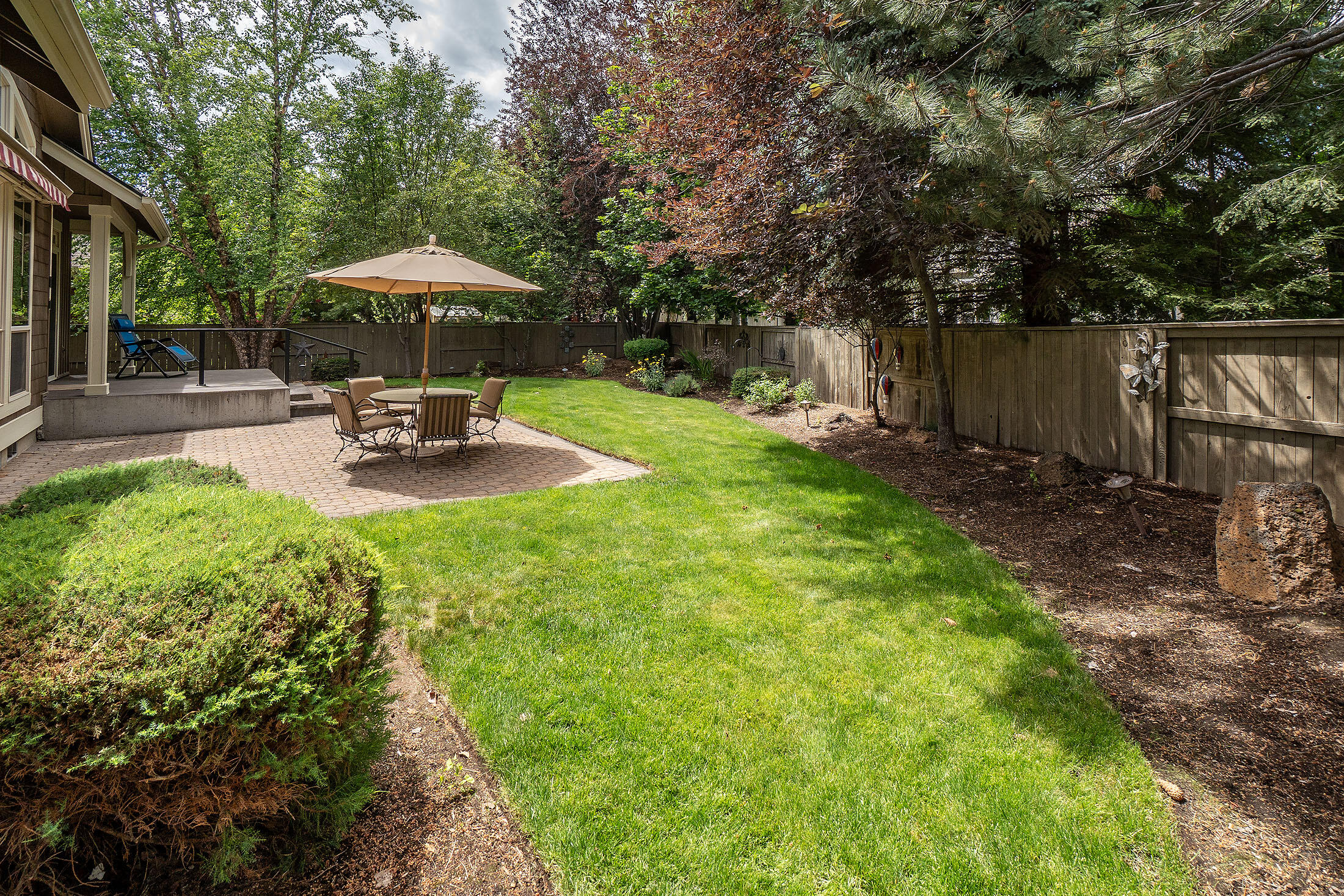 Bend, Oregon, 97702, United States, 3 Bedrooms Bedrooms, ,2 BathroomsBathrooms,Residential,For Sale,1883442