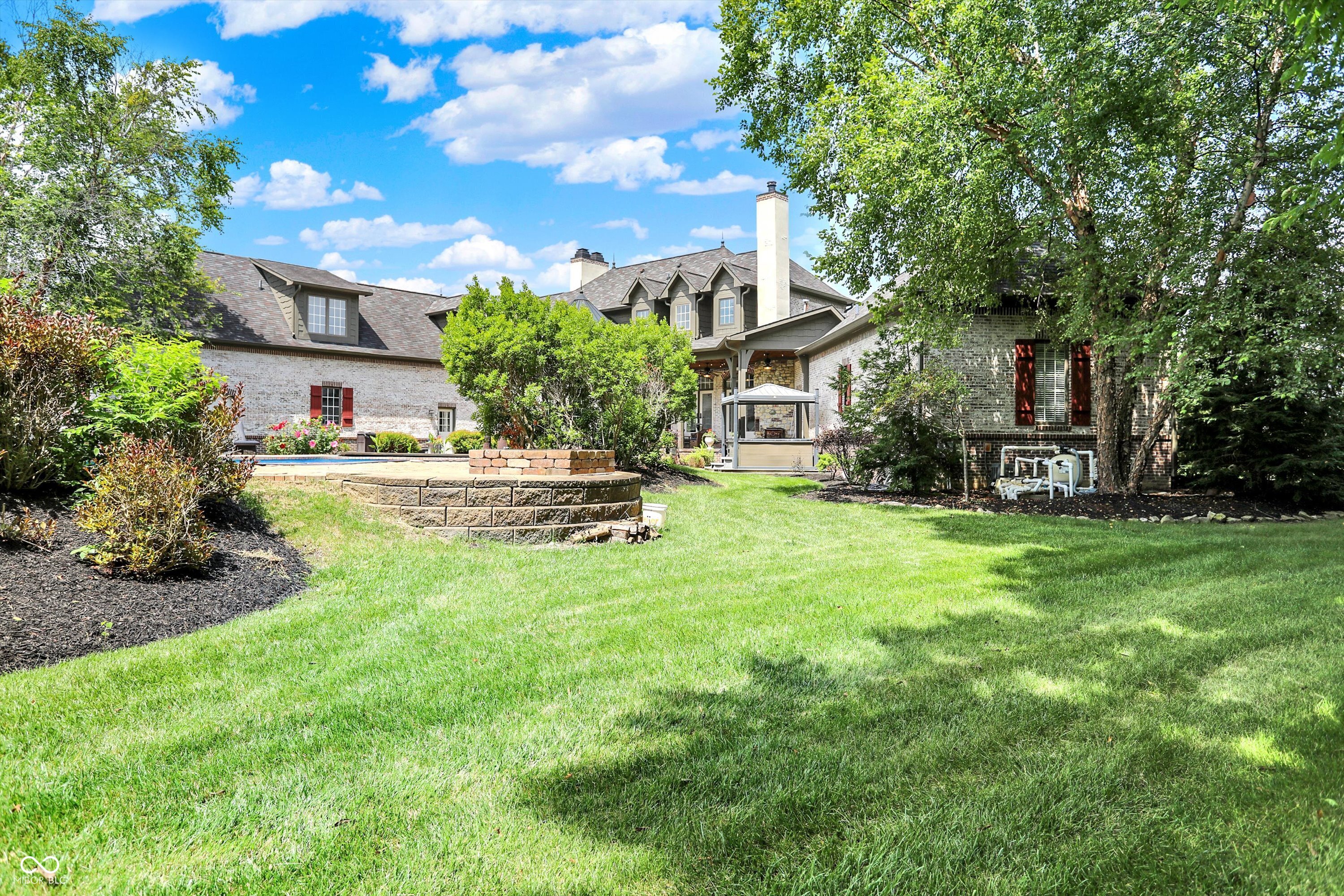 Zionsville, Indiana, 46077, United States, 4 Bedrooms Bedrooms, ,6 BathroomsBathrooms,Residential,For Sale,1978163