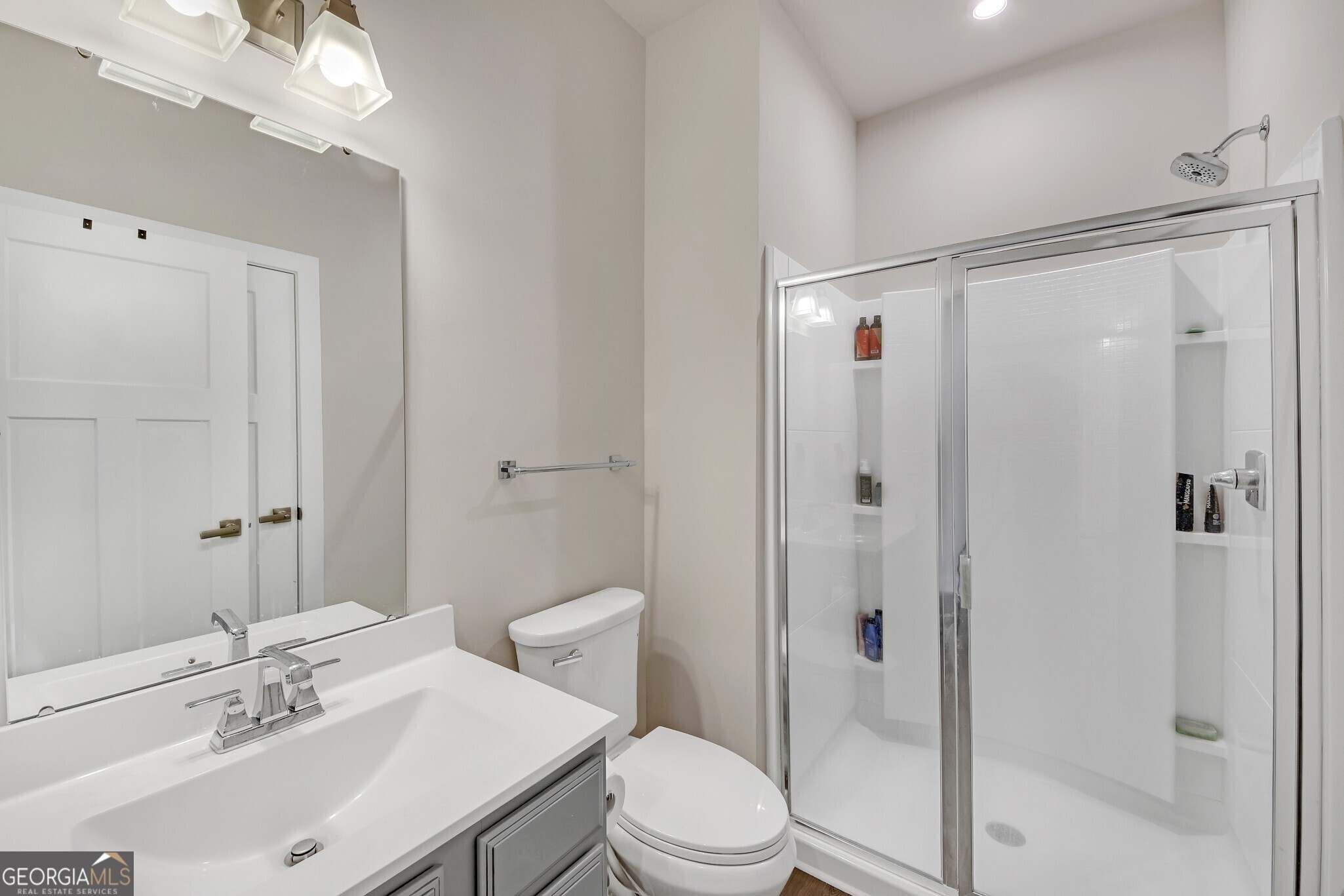 Mcdonough, Georgia, 30253, United States, 5 Bedrooms Bedrooms, ,4 BathroomsBathrooms,Residential,For Sale,1933137