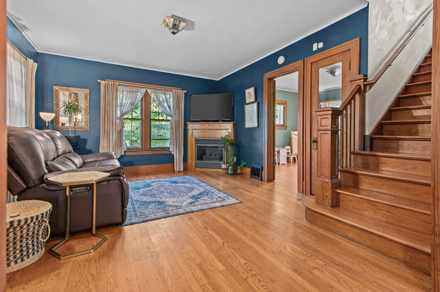 Ann Arbor, Michigan, 48103, United States, 4 Bedrooms Bedrooms, ,3 BathroomsBathrooms,Residential,For Sale,1991262