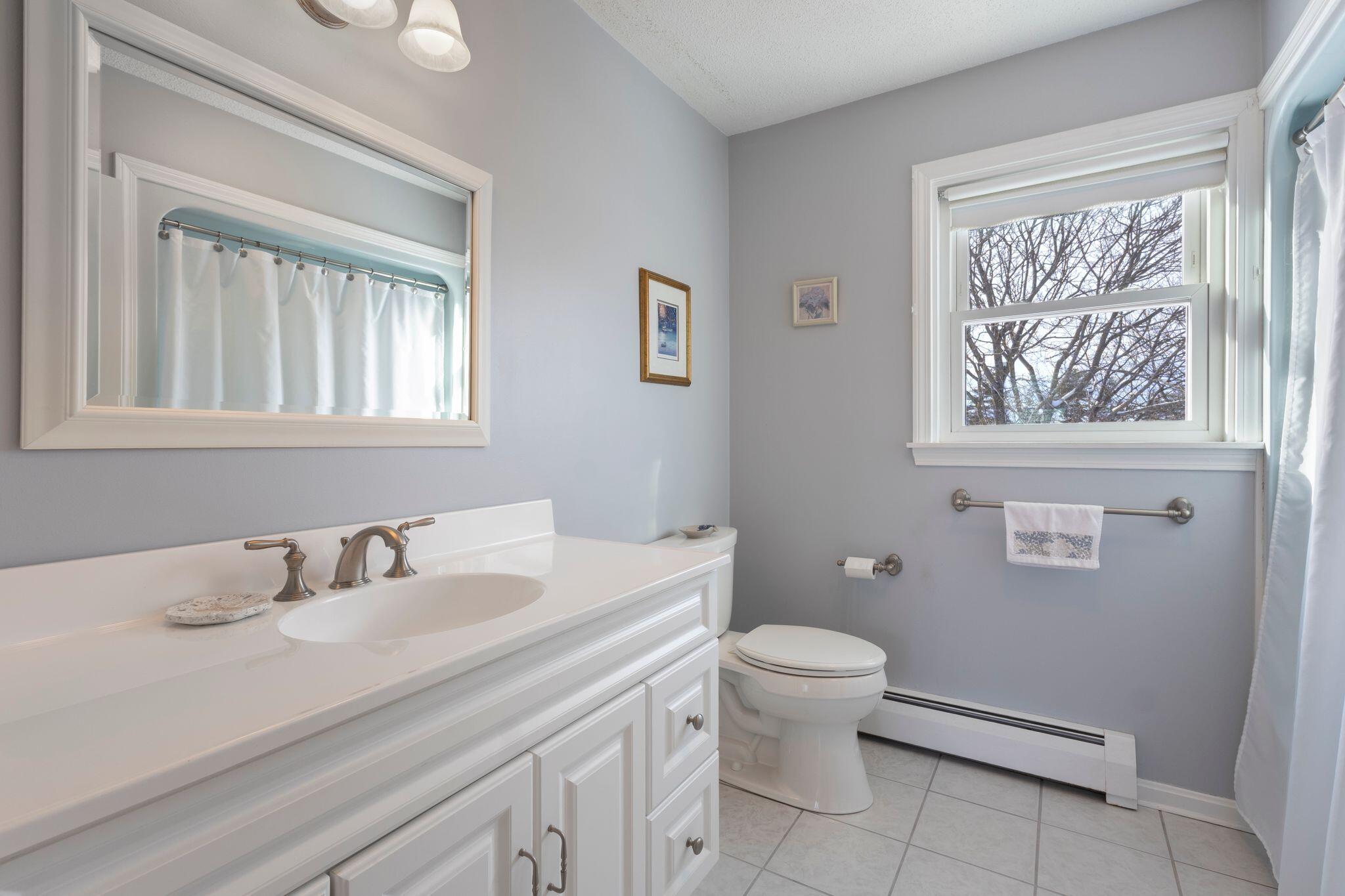 Portland, Maine, 04103, United States, 3 Bedrooms Bedrooms, ,3 BathroomsBathrooms,Residential,For Sale,2002242