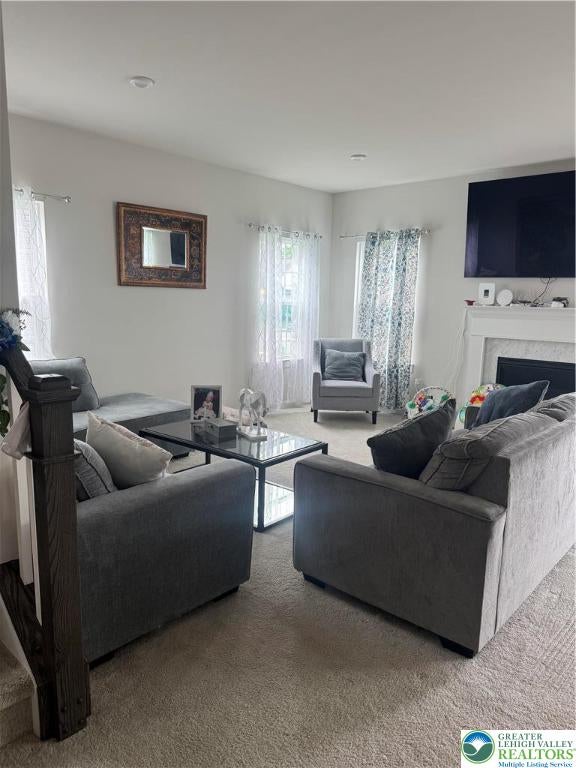 North Catasauqua Bor, Pennsylvania, 18032, United States, 4 Bedrooms Bedrooms, ,4 BathroomsBathrooms,Residential,For Sale,1956311