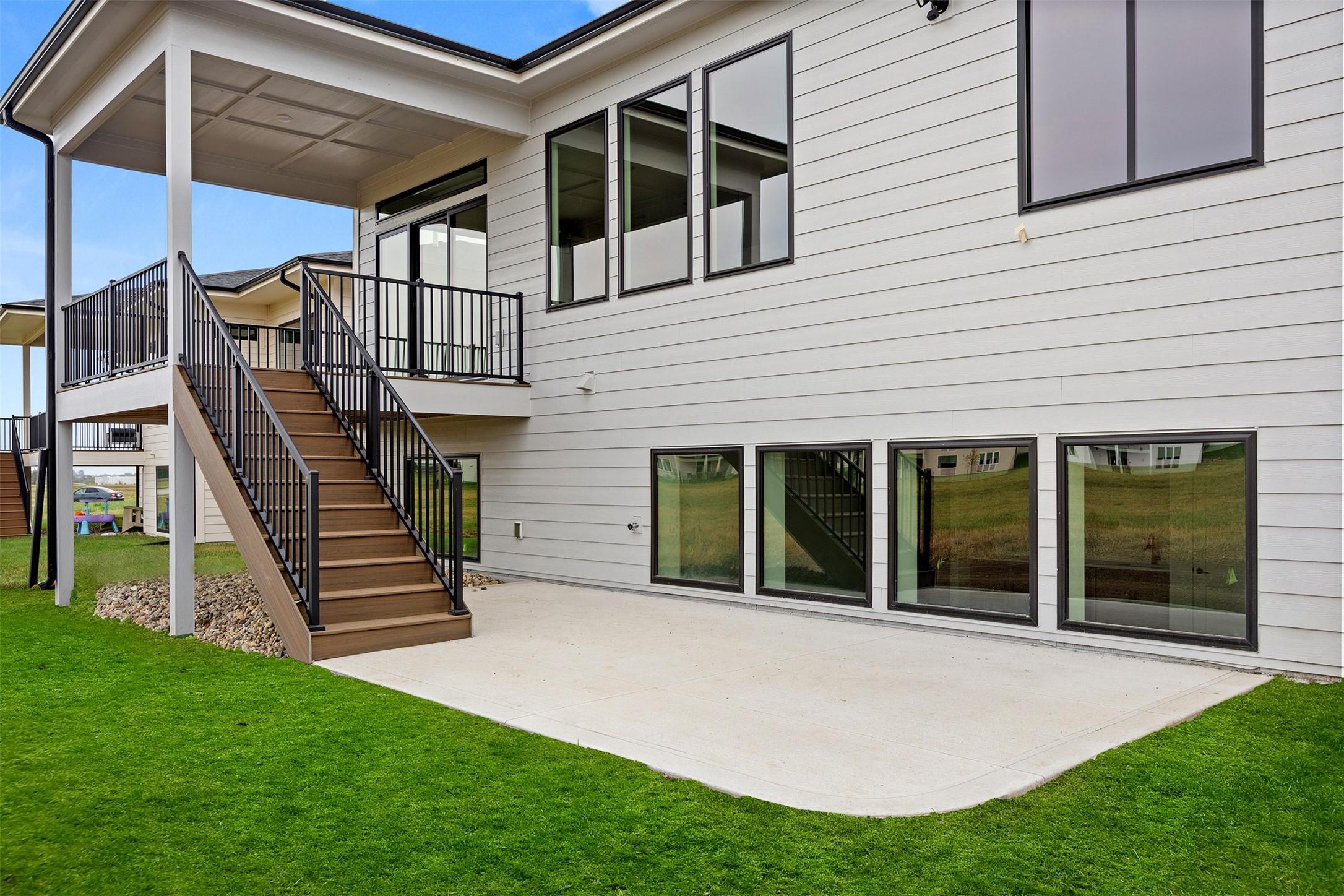 Urbandale, Iowa, 50323, United States, 4 Bedrooms Bedrooms, ,3 BathroomsBathrooms,Residential,For Sale,1975172