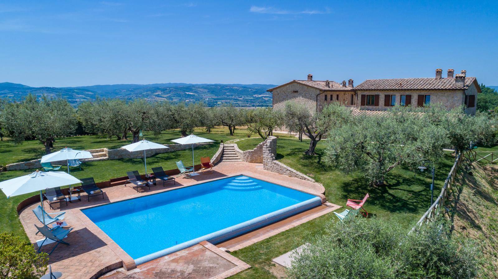Collazzone, Perugia, 06050, IT, 6 Bedrooms Bedrooms, ,5 BathroomsBathrooms,Residential,For Sale,1867423