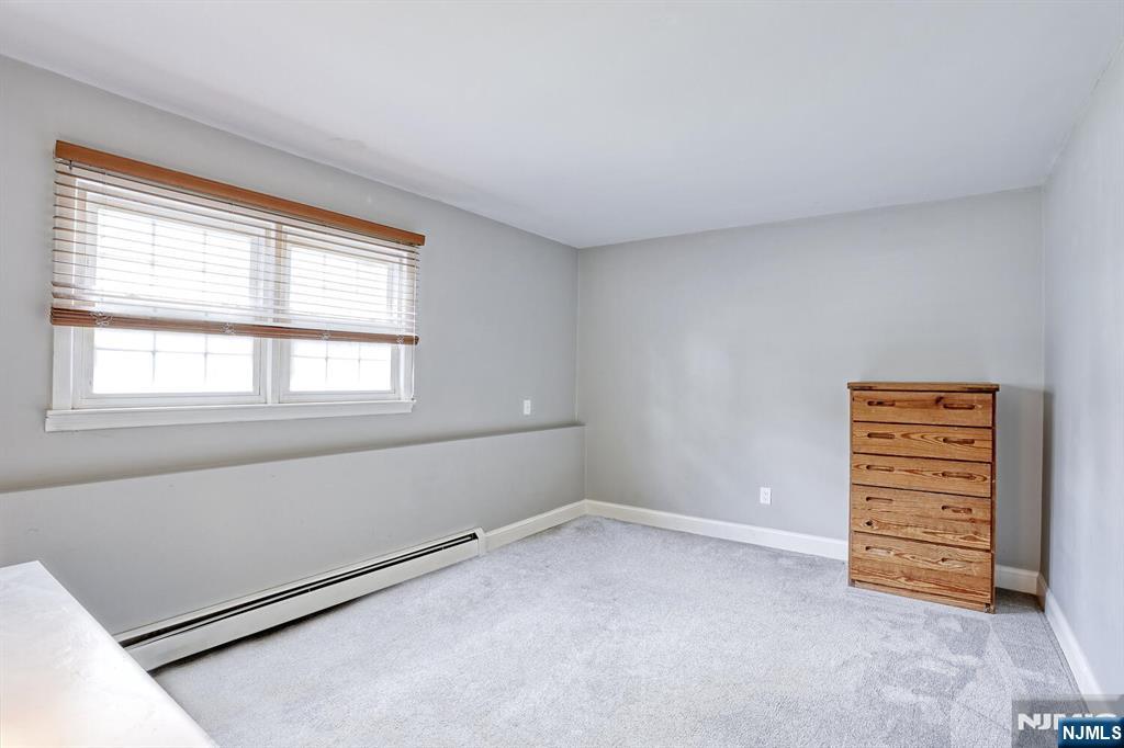 Ramsey, New Jersey, 07446, United States, 4 Bedrooms Bedrooms, ,3 BathroomsBathrooms,Residential,For Sale,1911105