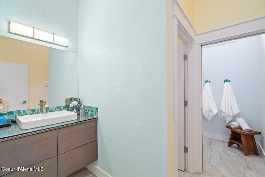 Sandpoint, Idaho, 83864, United States, 4 Bedrooms Bedrooms, ,3 BathroomsBathrooms,Residential,For Sale,1983378