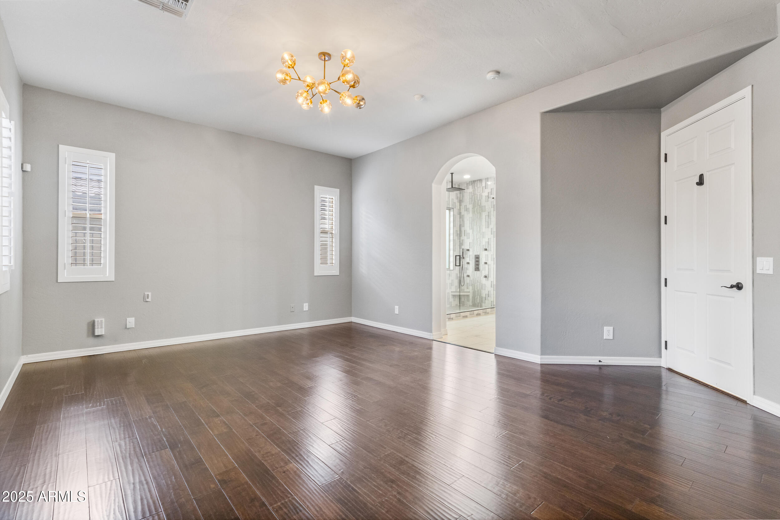 Phoenix, Arizona, 85050, United States, 5 Bedrooms Bedrooms, ,Residential,For Sale,1949706