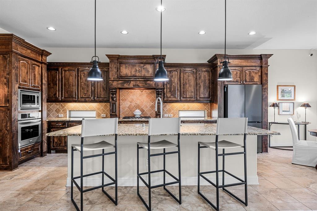 Heath, Texas, 75032, United States, 4 Bedrooms Bedrooms, ,4 BathroomsBathrooms,Residential,For Sale,1940956