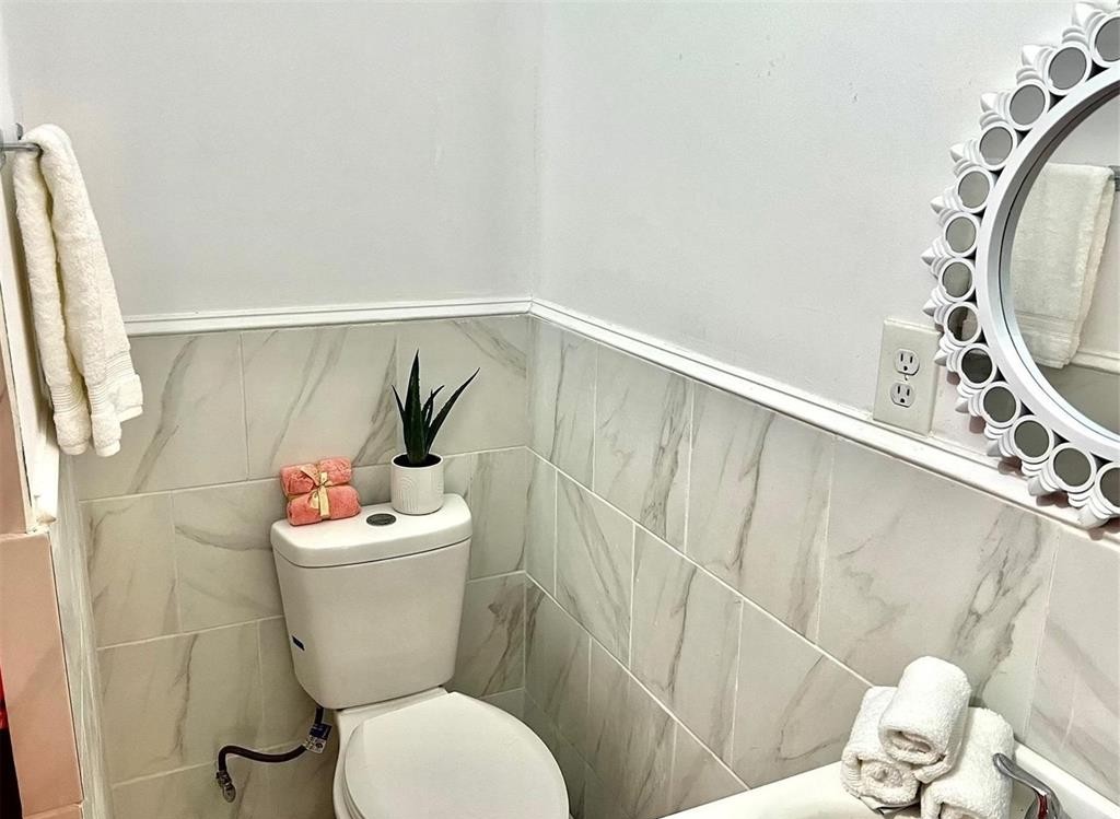 Brooklyn, New York, 11203, United States, 4 Bedrooms Bedrooms, ,3 BathroomsBathrooms,Residential,For Sale,1893526