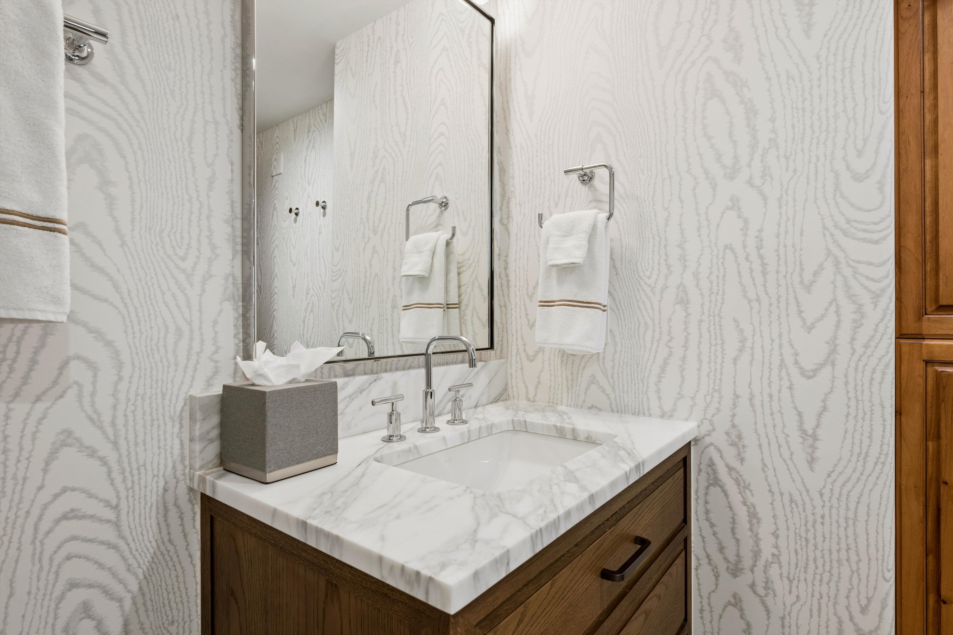  434 S Frontage Road E, Vail, CO, 81657 - 物件實景