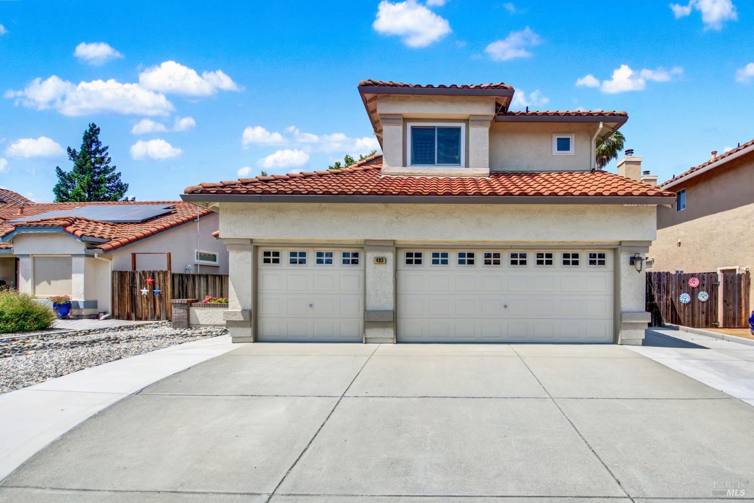 Vacaville, California, 95687, United States, 4 Bedrooms Bedrooms, ,3 BathroomsBathrooms,Residential,For Sale,1856071