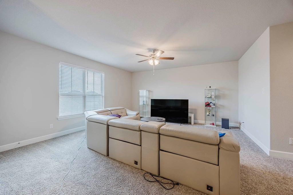 Hickory Creek, Texas, 75065, United States, 5 Bedrooms Bedrooms, ,4 BathroomsBathrooms,Residential,For Sale,1980462