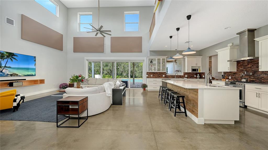 Sarasota, Florida, 34240, United States, 4 Bedrooms Bedrooms, ,4 BathroomsBathrooms,Residential,For Sale,1987822