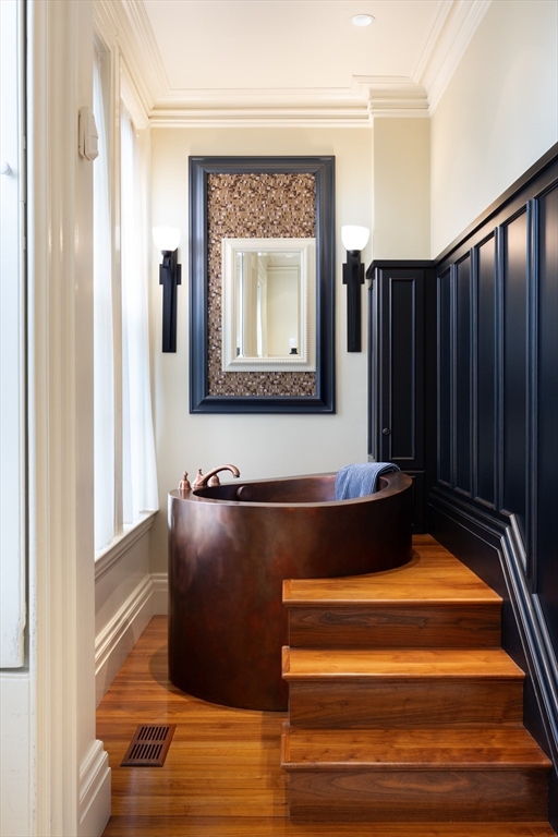Boston, Massachusetts, 02108, United States, 5 Bedrooms Bedrooms, ,6 BathroomsBathrooms,Residential,For Sale,1950869