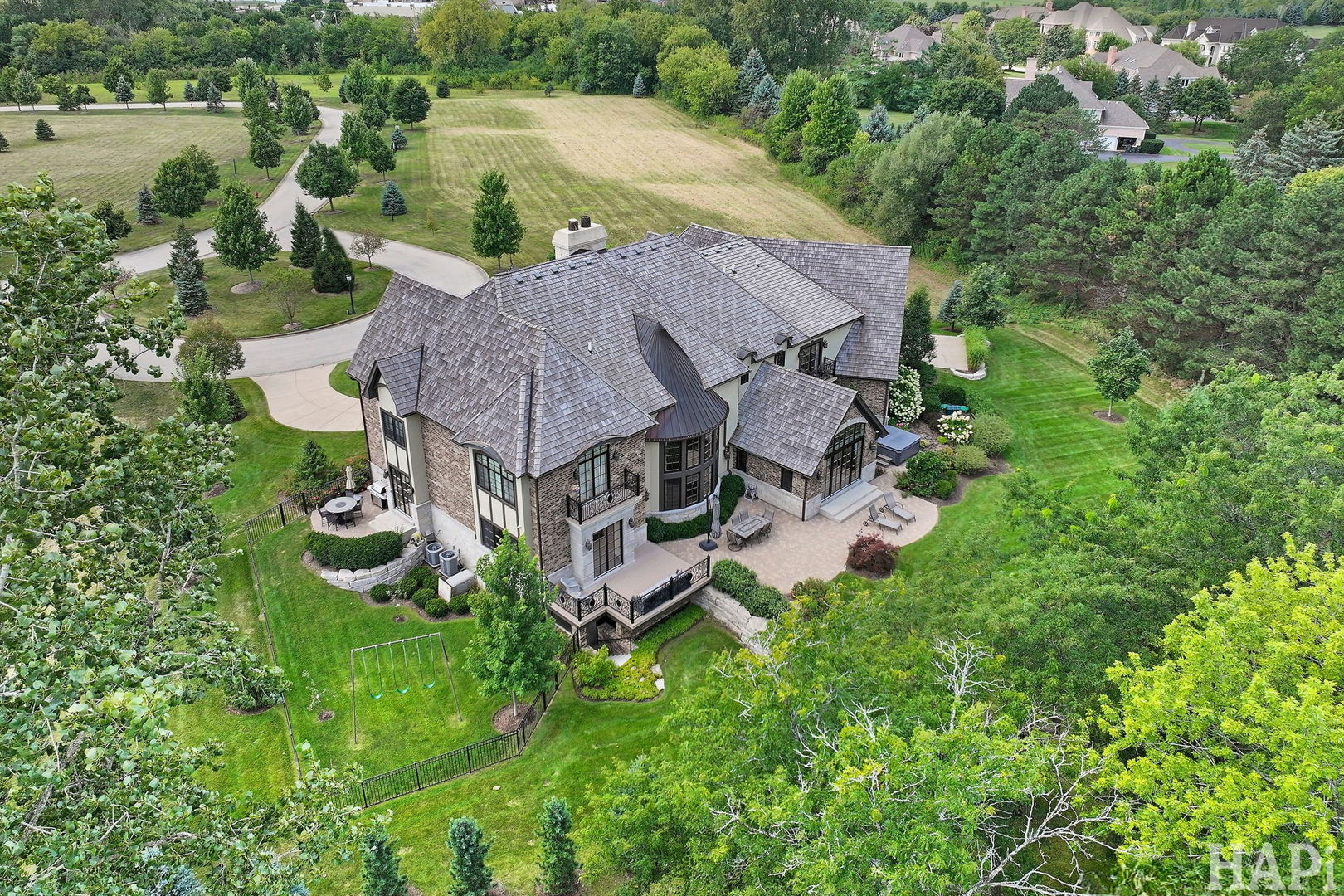 South Barrington, Illinois, 60010, United States, 5 Bedrooms Bedrooms, ,6 BathroomsBathrooms,Residential,For Sale,1947968