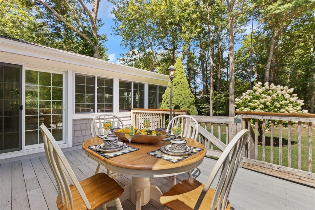 Easton, Massachusetts, 02356, United States, 4 Bedrooms Bedrooms, ,2 BathroomsBathrooms,Residential,For Sale,1896816