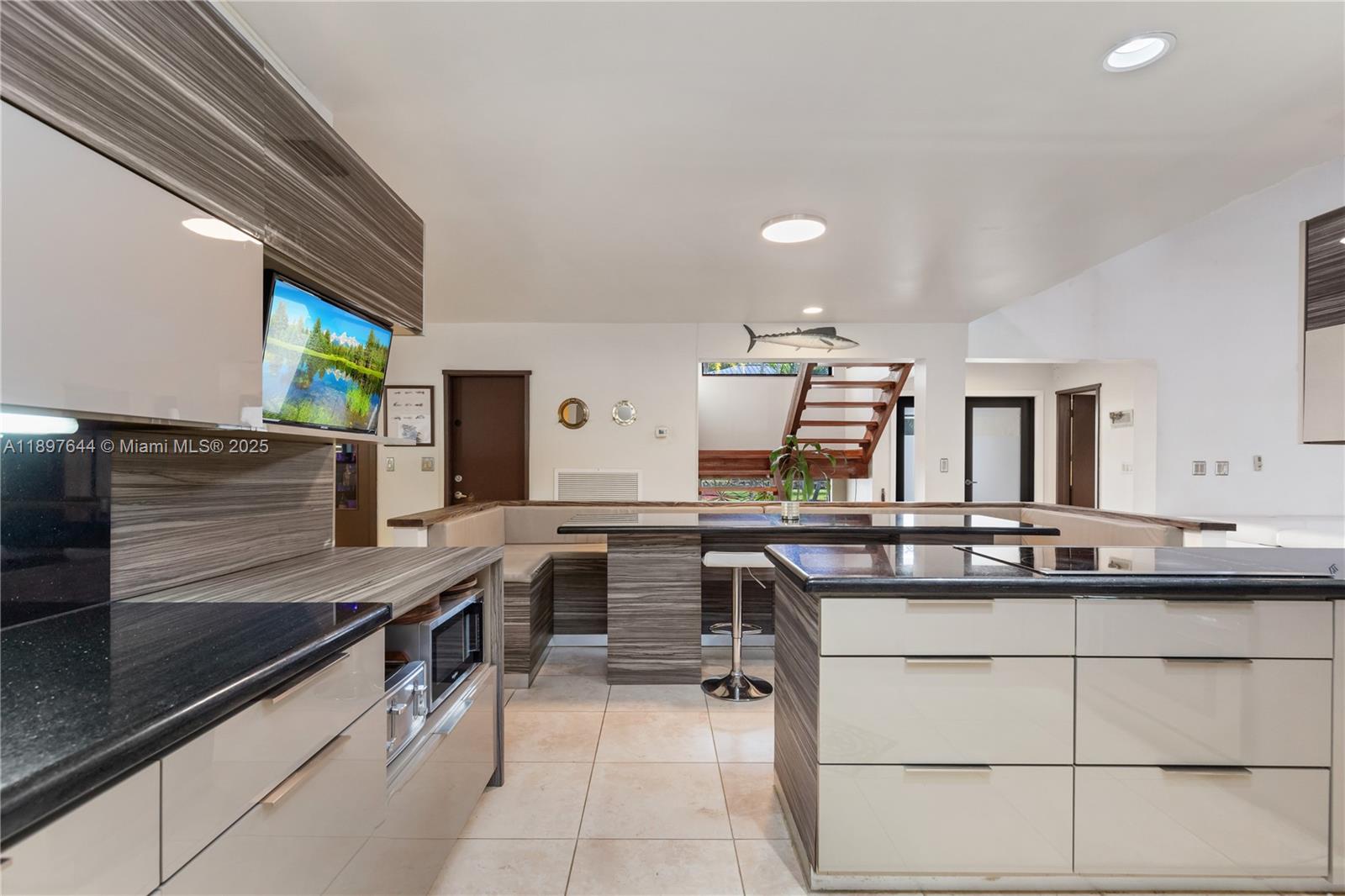 Palmetto Bay, Florida, 33157, United States, 4 Bedrooms Bedrooms, ,4 BathroomsBathrooms,Residential,For Sale,1966916