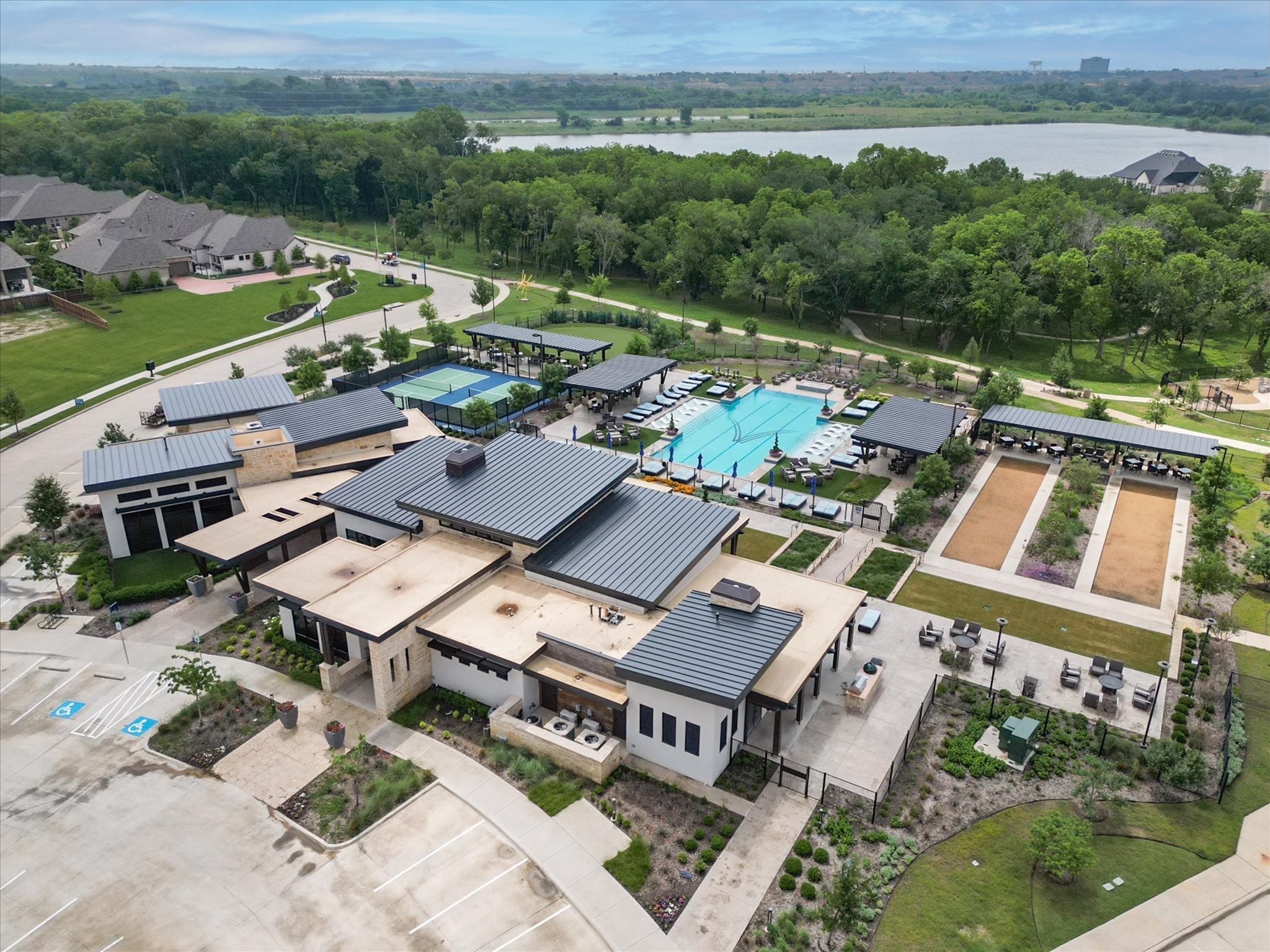 Arlington, Texas, 76005, United States, 2 Bedrooms Bedrooms, ,2 BathroomsBathrooms,Residential,For Sale,1981286