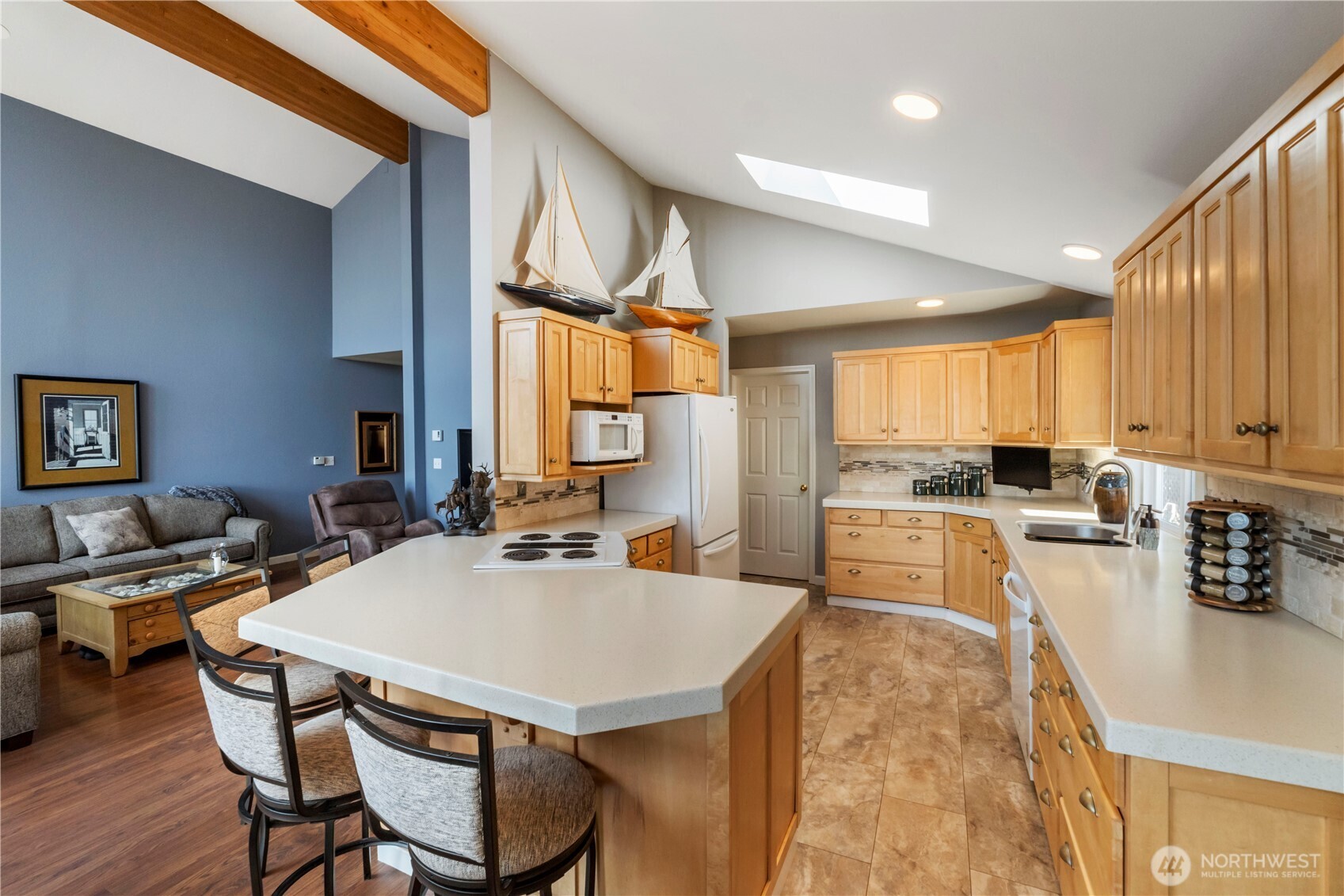 Anderson Island, Washington, 98303, United States, 3 Bedrooms Bedrooms, ,2 BathroomsBathrooms,Residential,For Sale,1804305