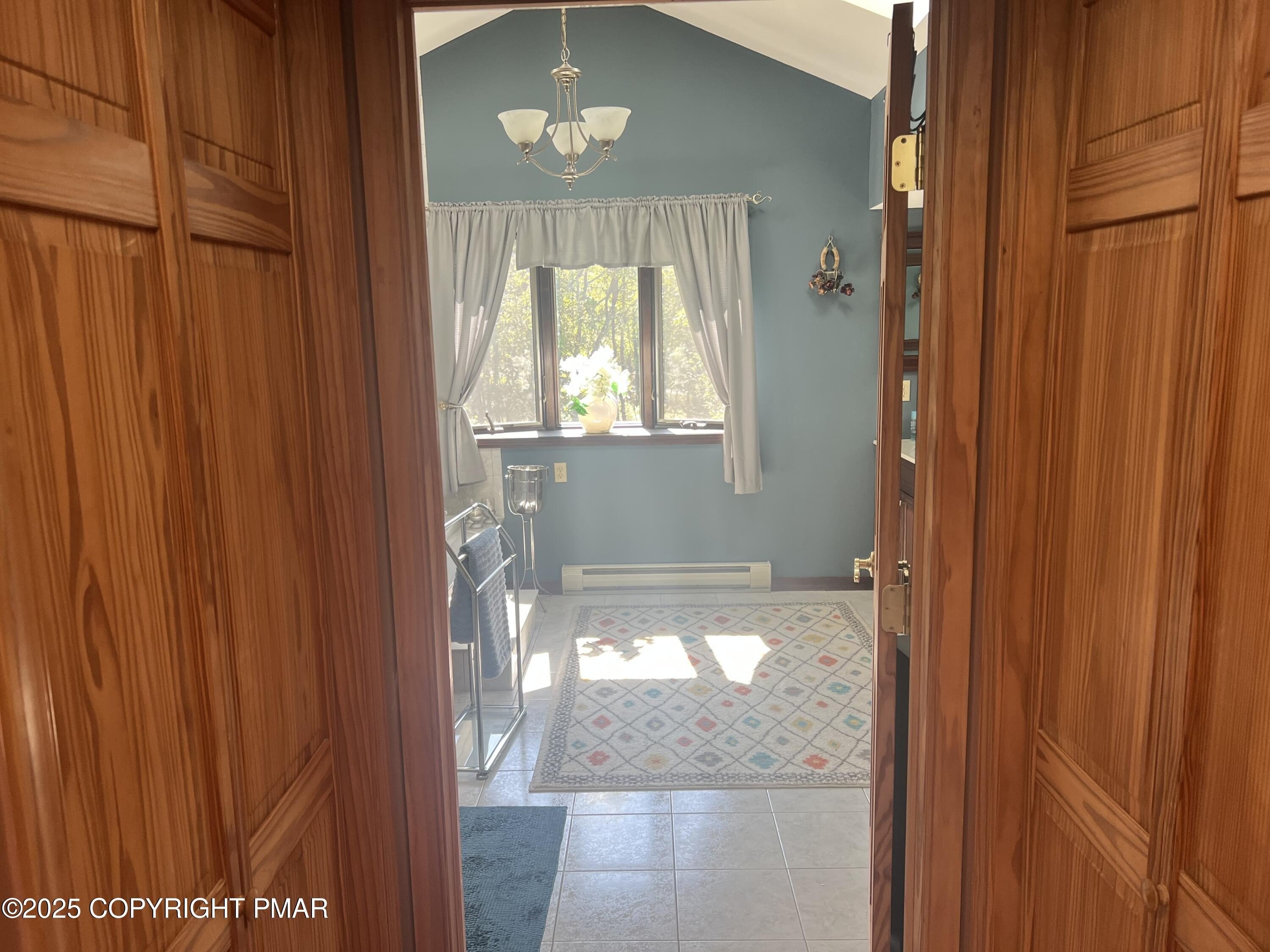 Blakeslee, Pennsylvania, 18610, United States, 4 Bedrooms Bedrooms, ,3 BathroomsBathrooms,Residential,For Sale,1982543