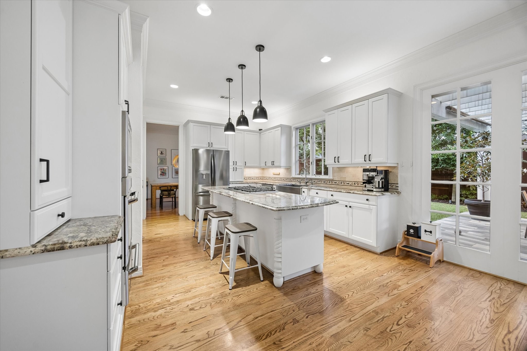 5732 Longmont Lane - 物件實景