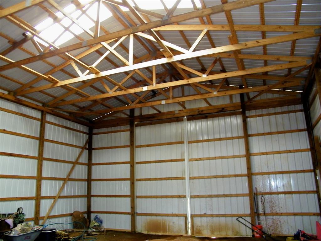 Kingfisher, Oklahoma, 73750, United States, 4 Bedrooms Bedrooms, ,3 BathroomsBathrooms,Residential,For Sale,1973899