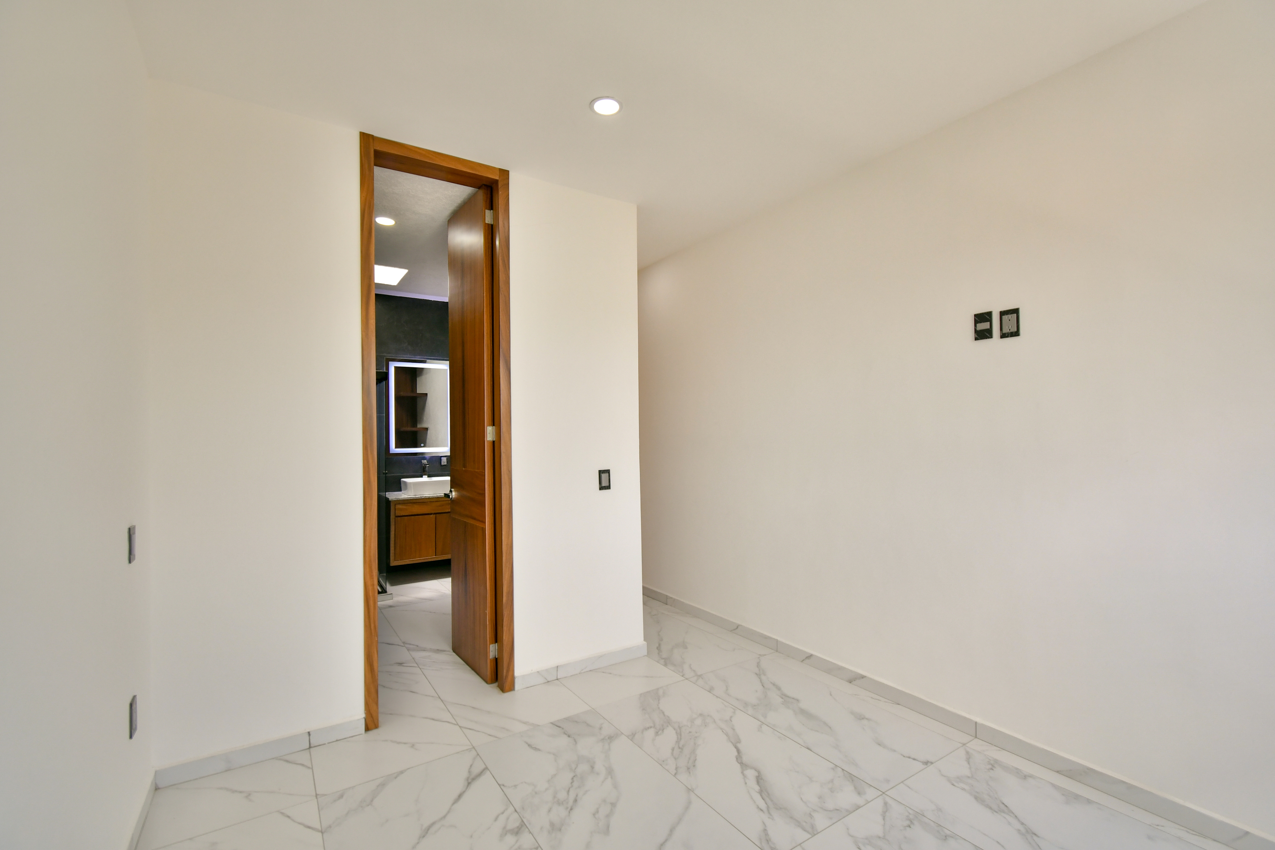  Residencia Contemporánea Coto Baluarte Casa Fuerte en Venta - 物件實景