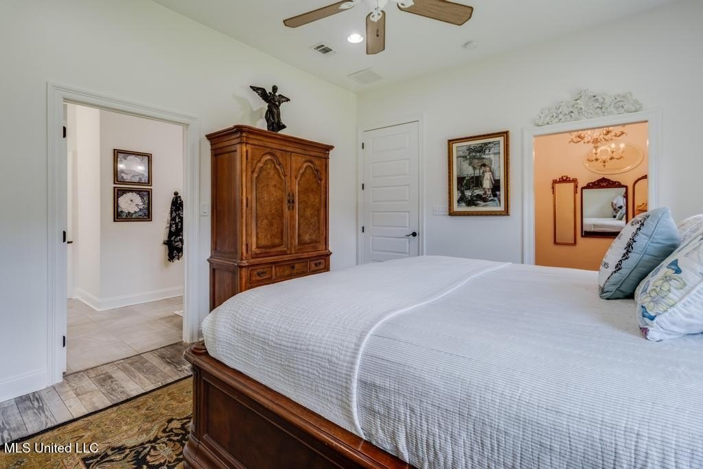 Biloxi, Mississippi, 39531, United States, 4 Bedrooms Bedrooms, ,3 BathroomsBathrooms,Residential,For Sale,1974223