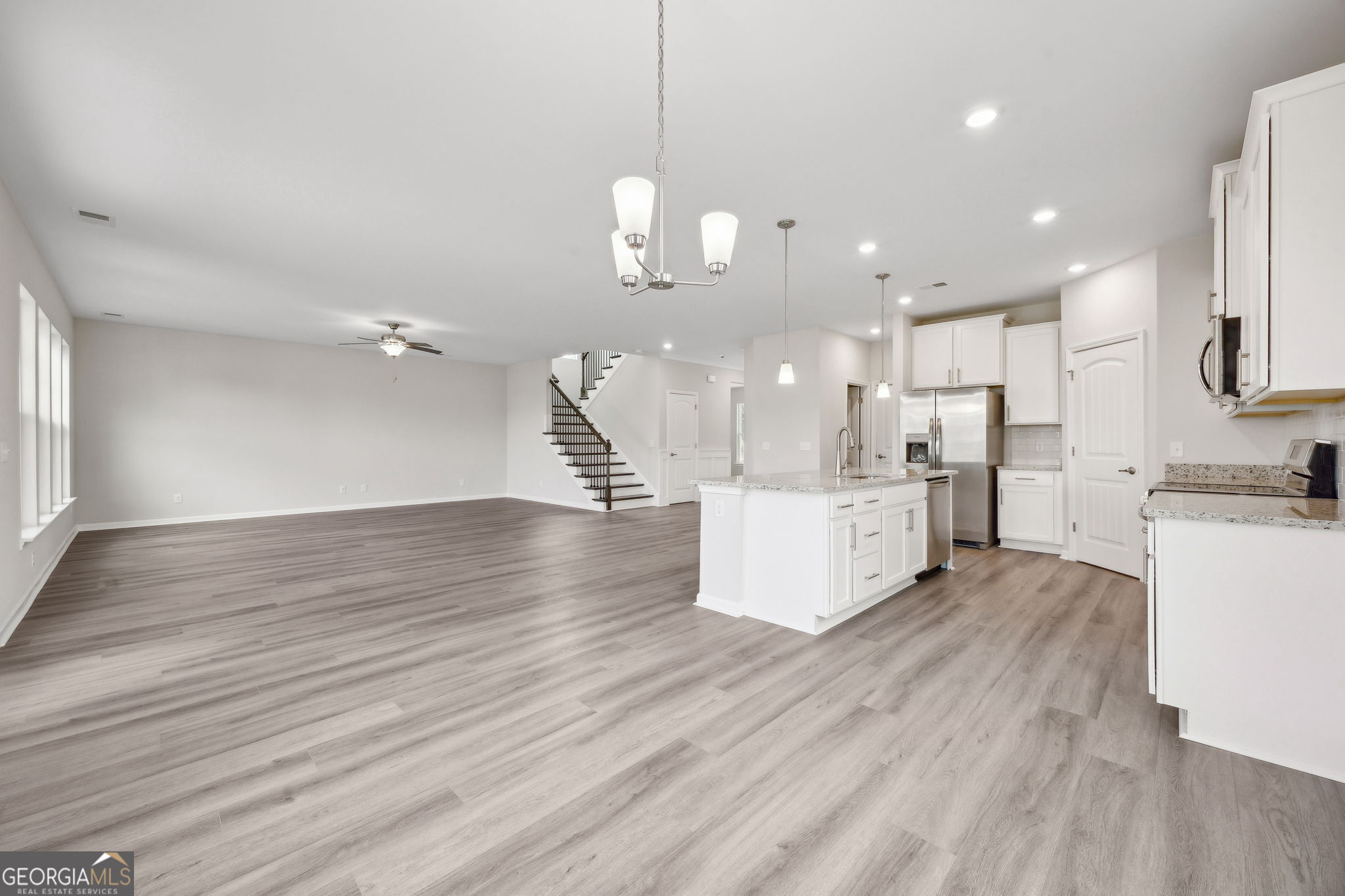 St. Marys, Georgia, 31558, United States, 4 Bedrooms Bedrooms, ,3 BathroomsBathrooms,Residential,For Sale,1962836