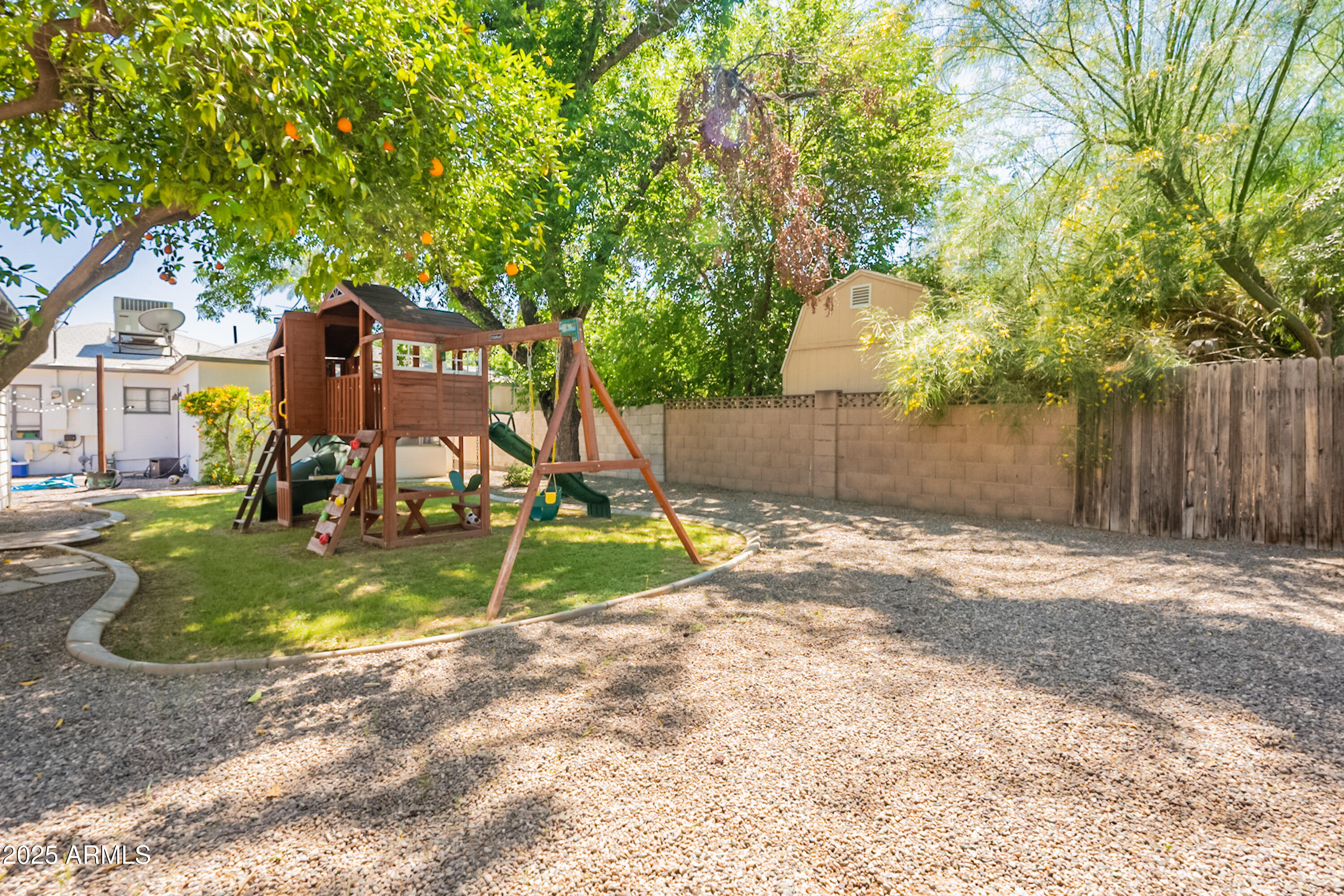 Phoenix, Arizona, 85013, United States, 3 Bedrooms Bedrooms, ,Residential,For Sale,1818806
