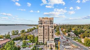 Ottawa, Ontario, K2A 1R8, CA, 2 Bedrooms Bedrooms, ,2 BathroomsBathrooms,Residential,For Sale,1989135