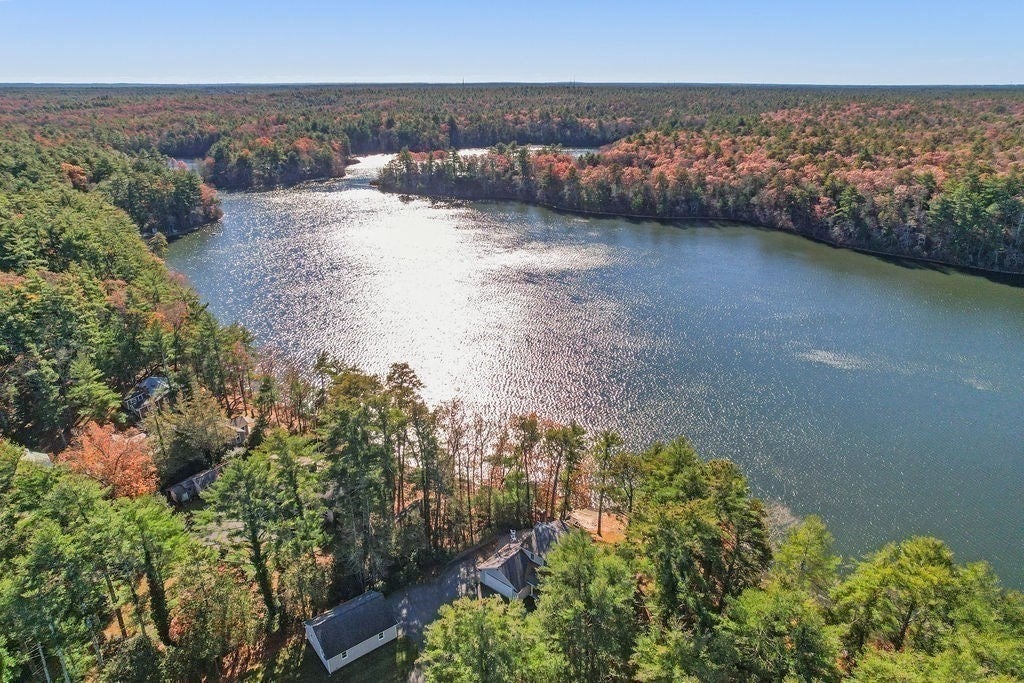 Plymouth, Massachusetts, 02360, United States, 4 Bedrooms Bedrooms, ,5 BathroomsBathrooms,Residential,For Sale,2040614
