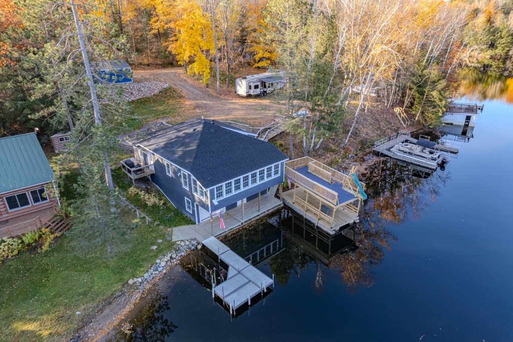Gleason, Wisconsin, 54435, United States, 4 Bedrooms Bedrooms, ,3 BathroomsBathrooms,Residential,For Sale,1739351