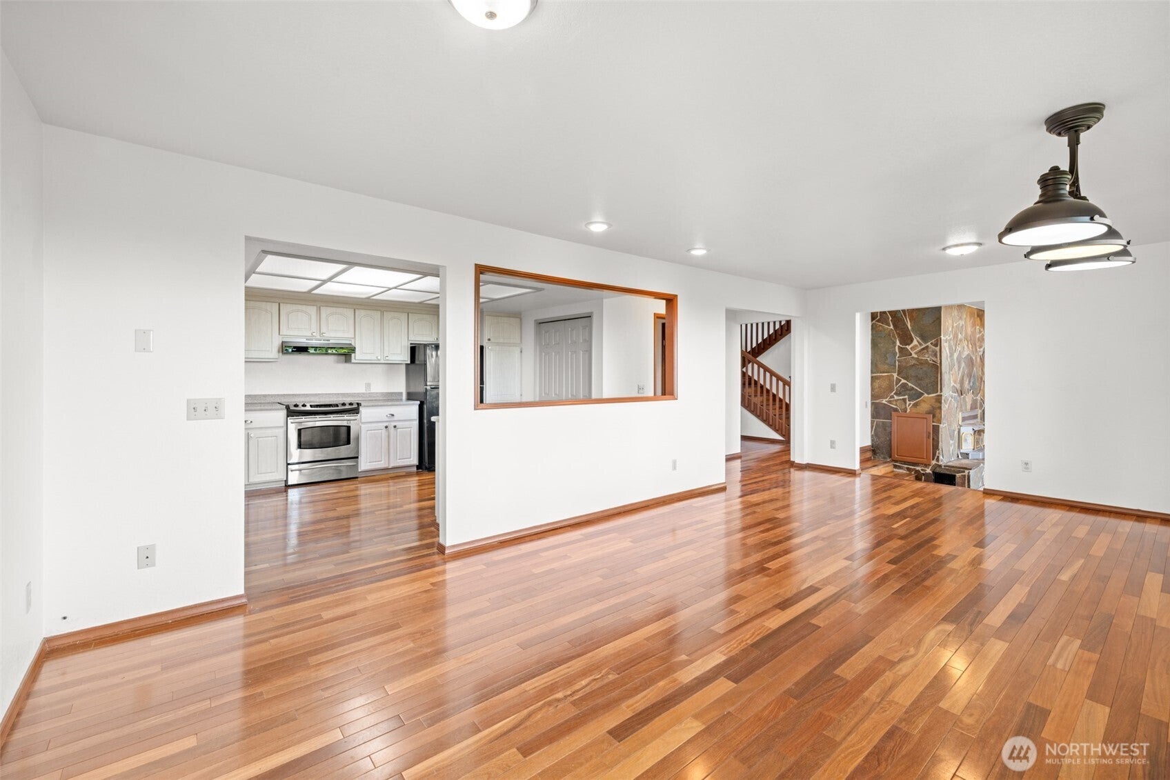 Sequim, Washington, 98382, United States, 4 Bedrooms Bedrooms, ,1 BathroomBathrooms,Residential,For Sale,1982988