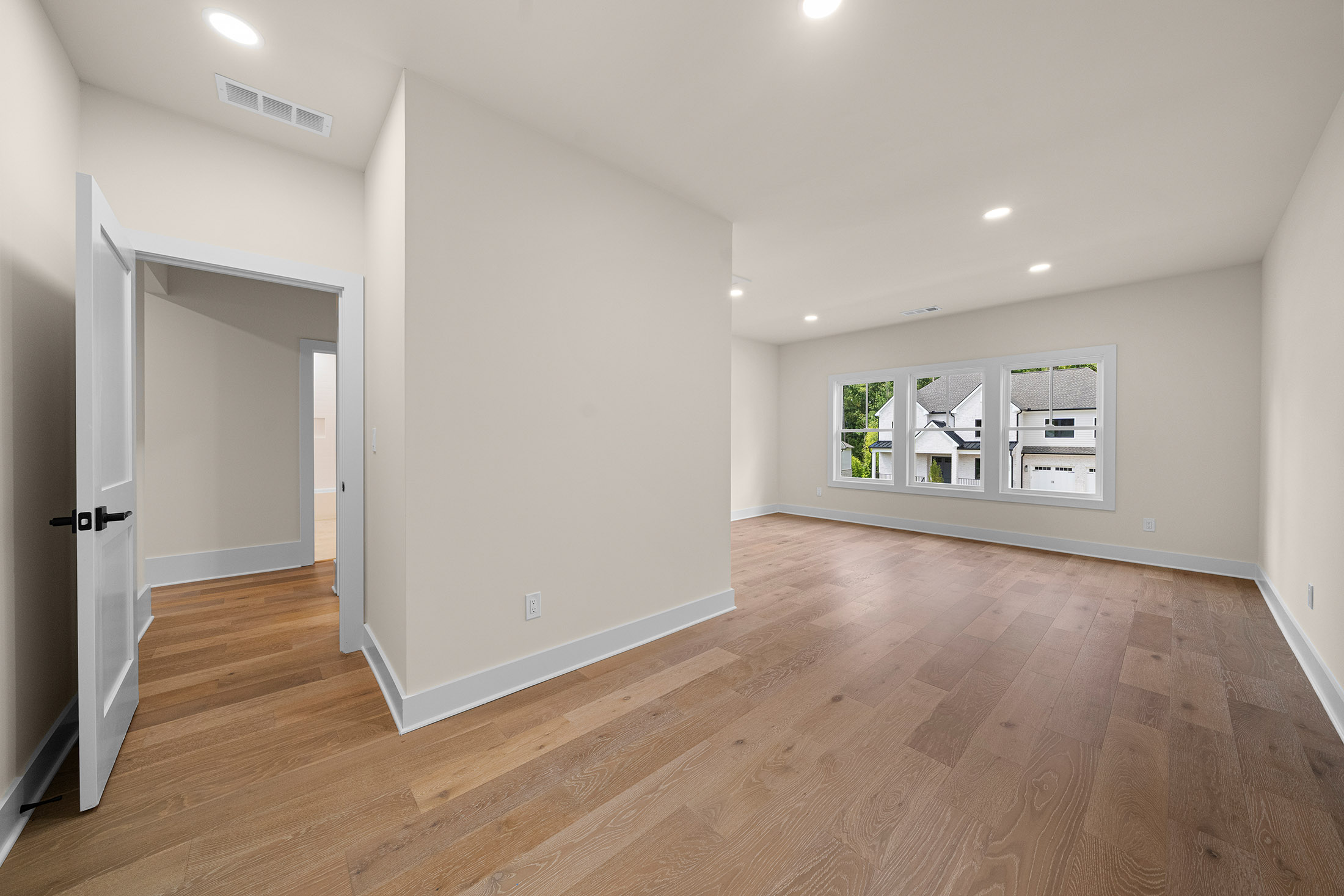  New Construction Home Blends Effortless Living and Elevated Entertaining - 物件實景