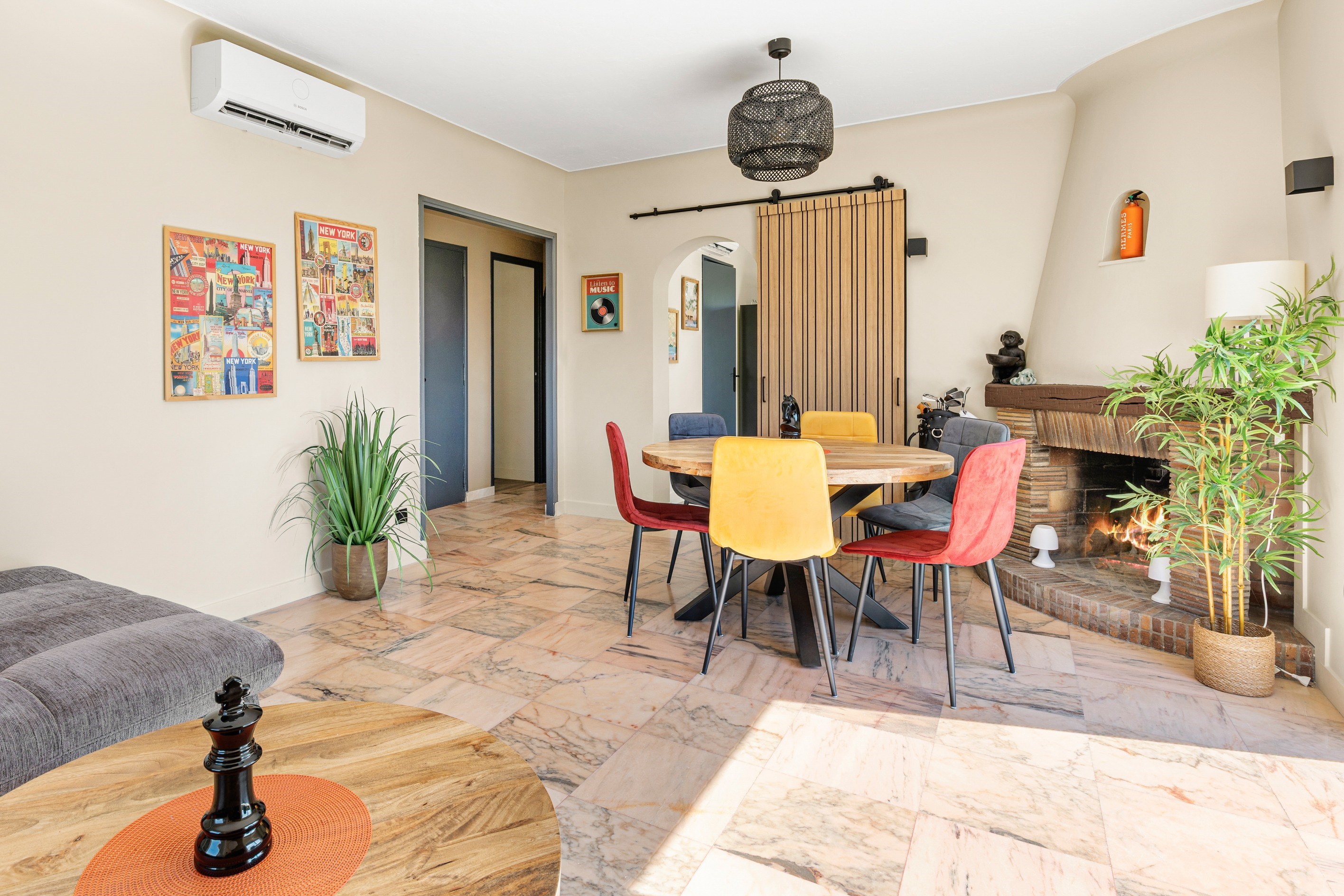  5-Room Duplex Apartment with Private Garden - 物件實景