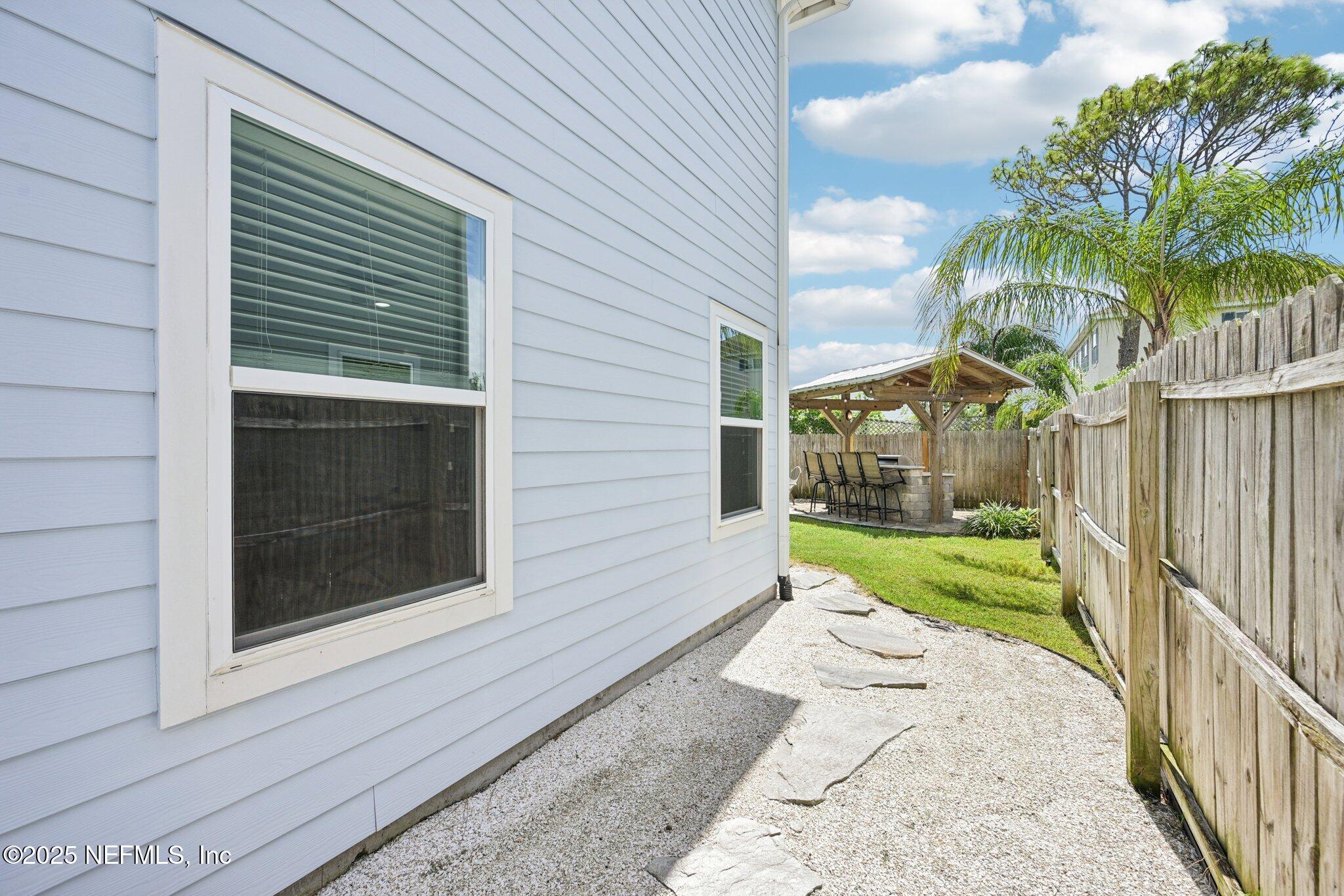 Jacksonville Beach, Florida, 32250, United States, 4 Bedrooms Bedrooms, ,3 BathroomsBathrooms,Residential,For Sale,1939457
