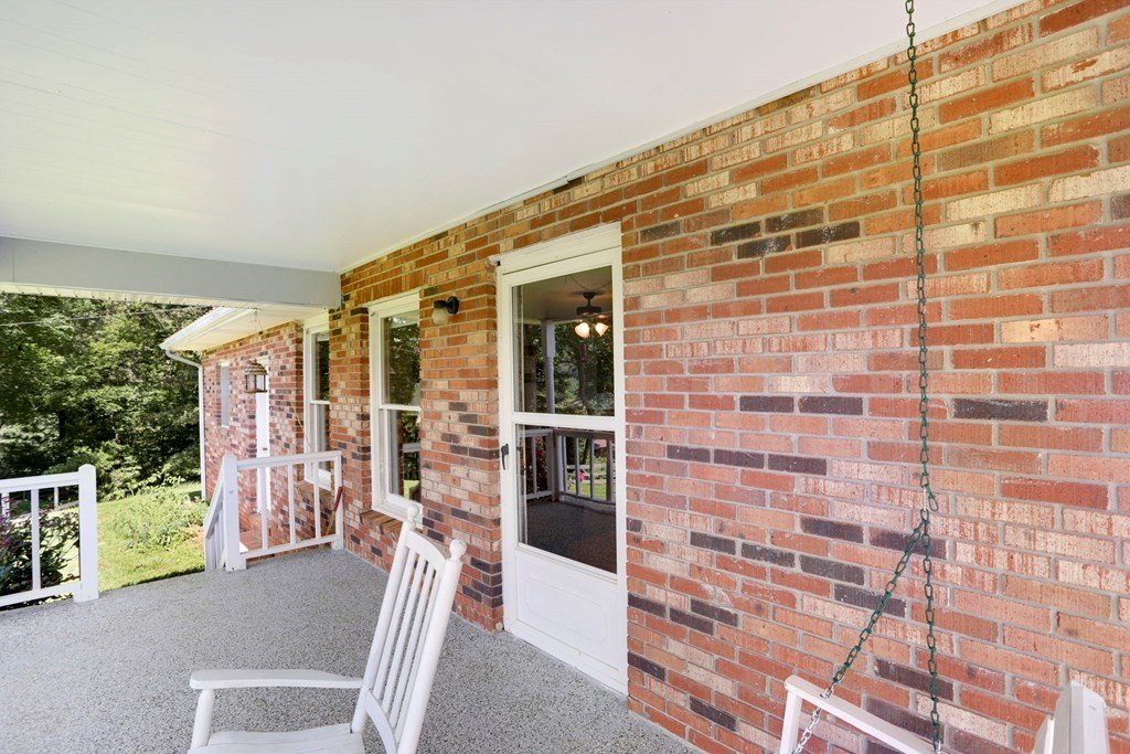 Hayesville, North Carolina, 28904, United States, 3 Bedrooms Bedrooms, ,2 BathroomsBathrooms,Residential,For Sale,1938429