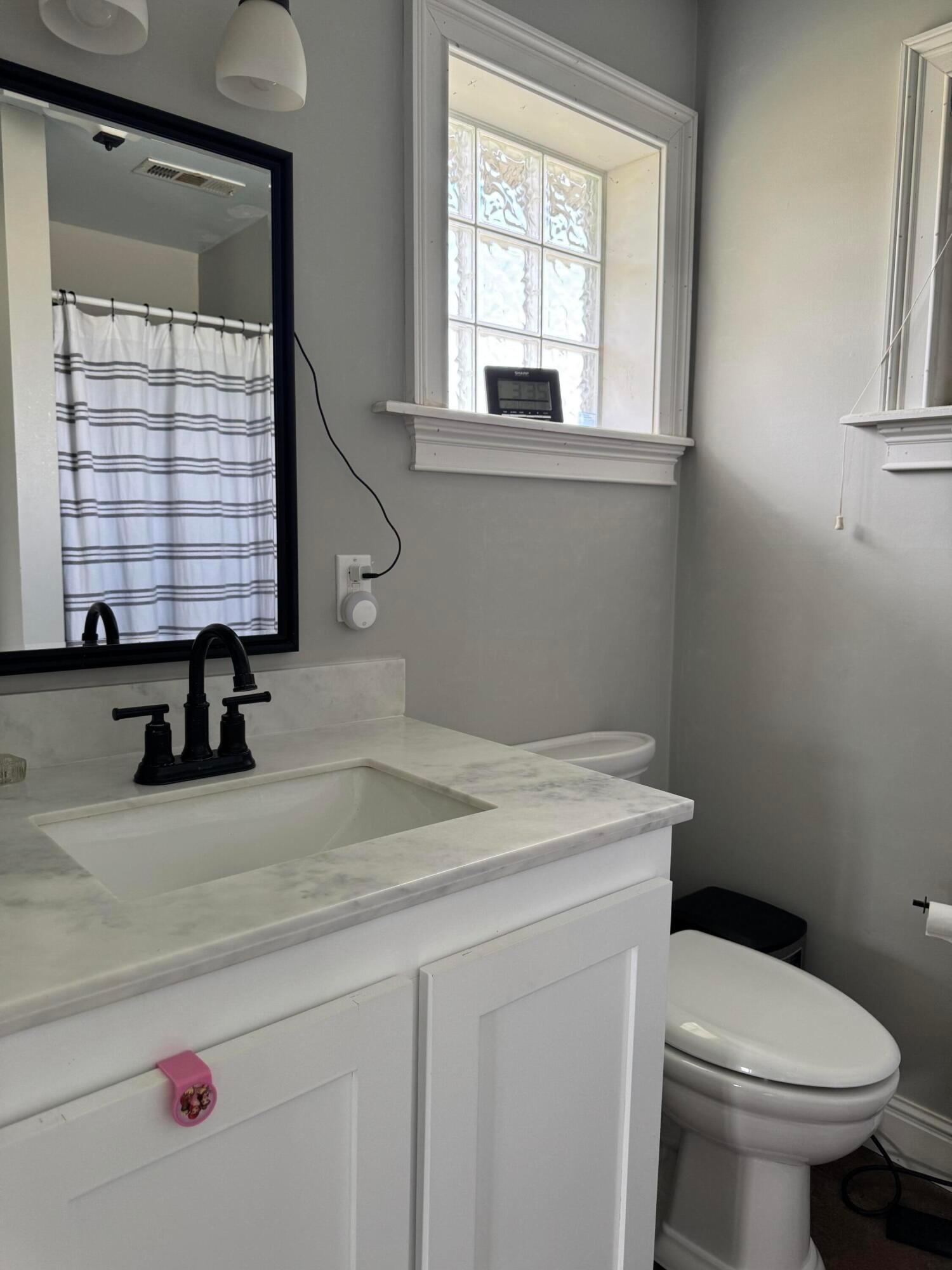 Guntown, Mississippi, 38849, United States, 4 Bedrooms Bedrooms, ,3 BathroomsBathrooms,Residential,For Sale,1947113