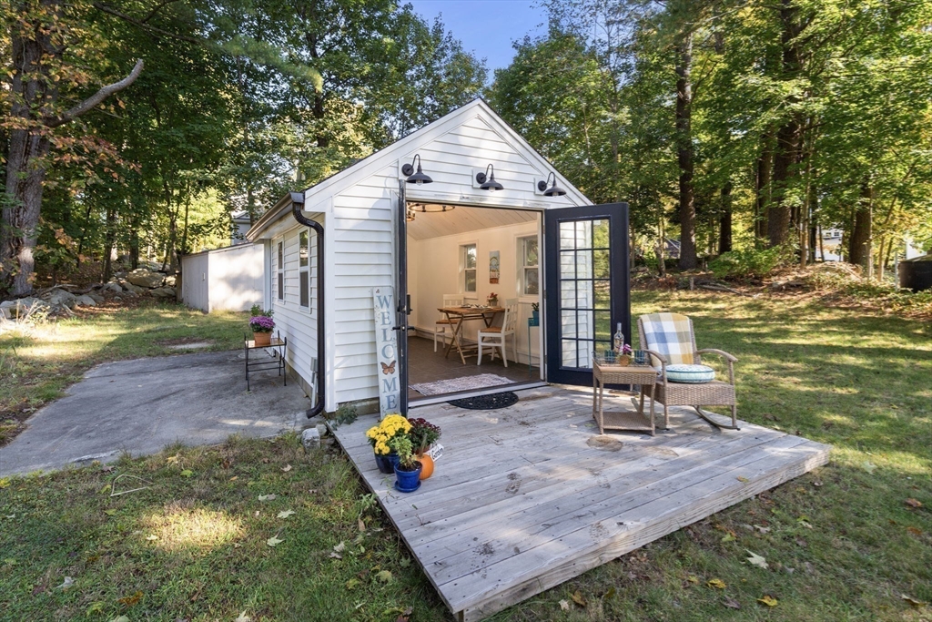 Medway, Massachusetts, 02053, United States, 3 Bedrooms Bedrooms, ,2 BathroomsBathrooms,Residential,For Sale,1958894