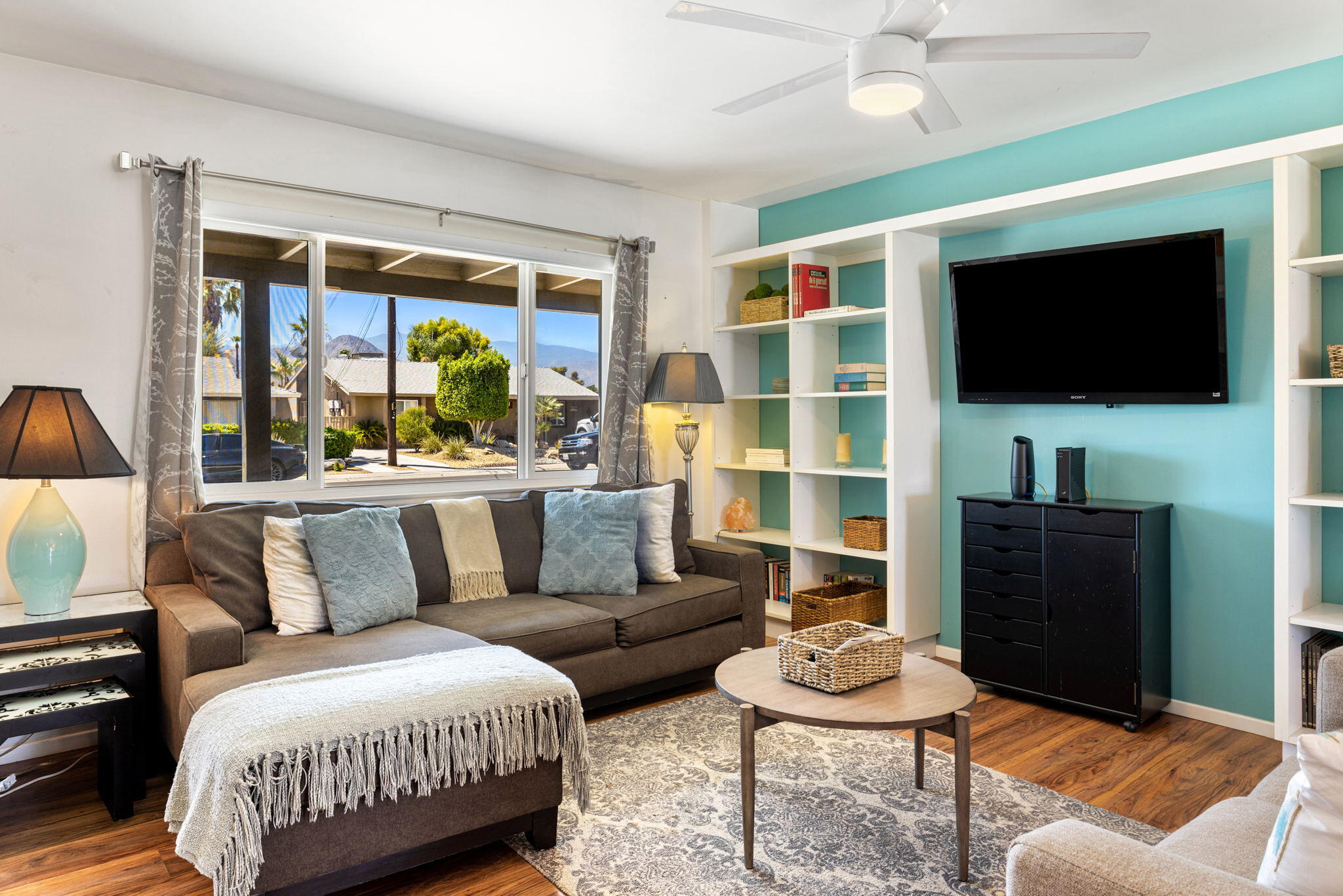 Palm Desert, California, 92211, United States, 2 Bedrooms Bedrooms, ,2 BathroomsBathrooms,Residential,For Sale,1911886