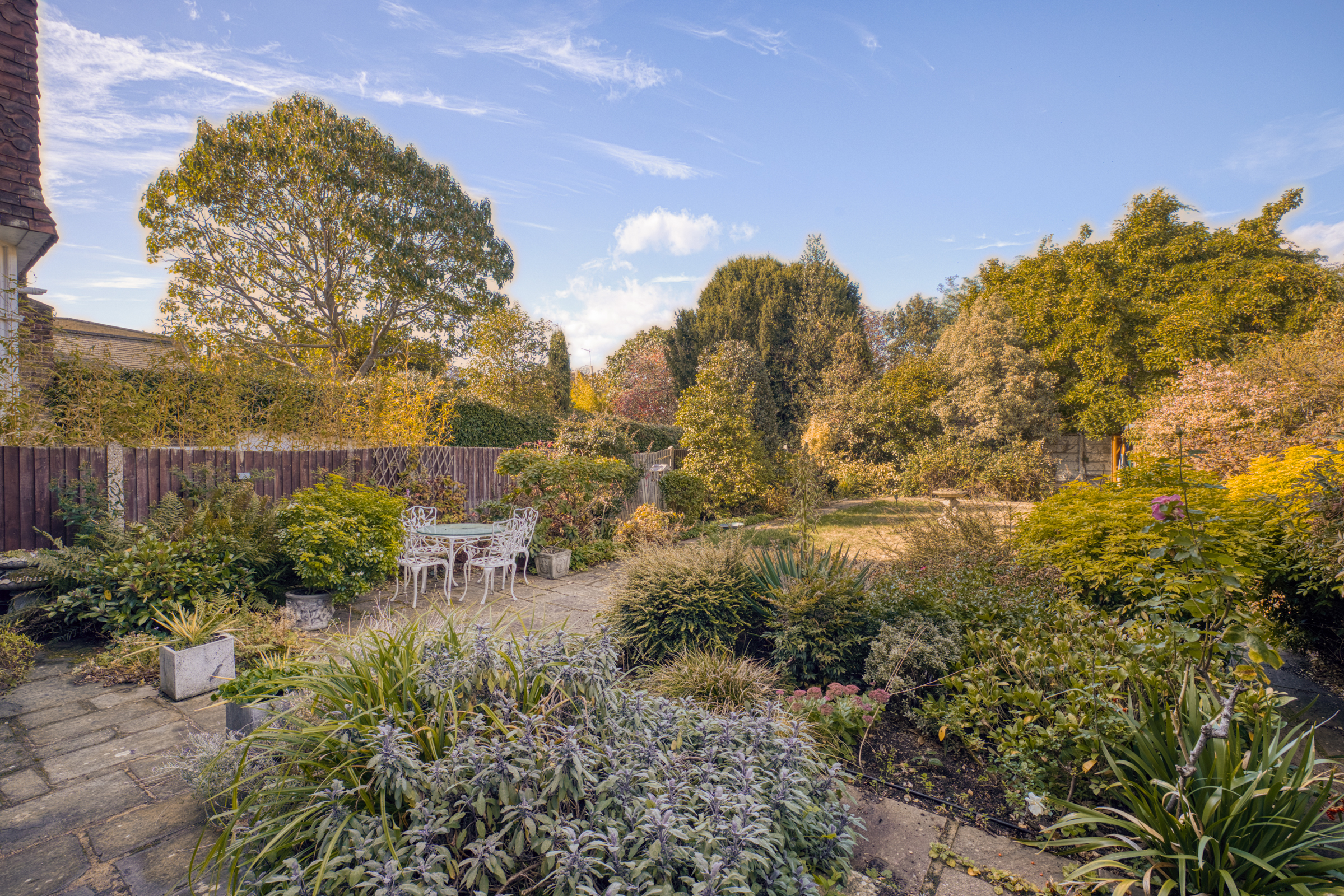  An Arts and Crafts house on Chiswick Mall with riverside gardens. - 物件實景